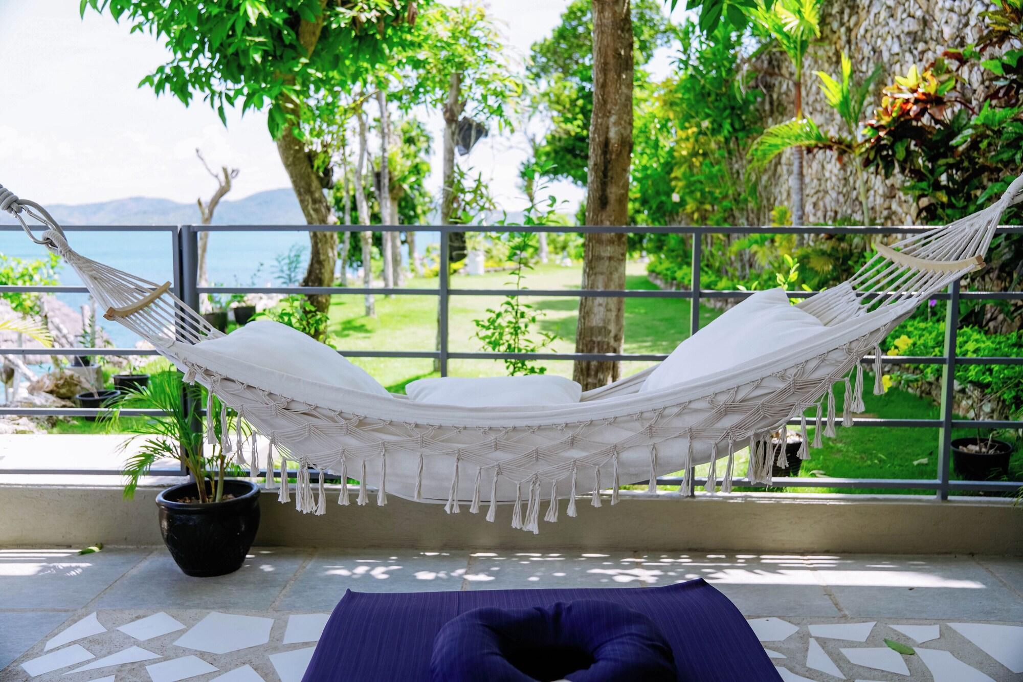 Gimnasio Stunning luxe 220sm villa by the sea entirely private with own pool