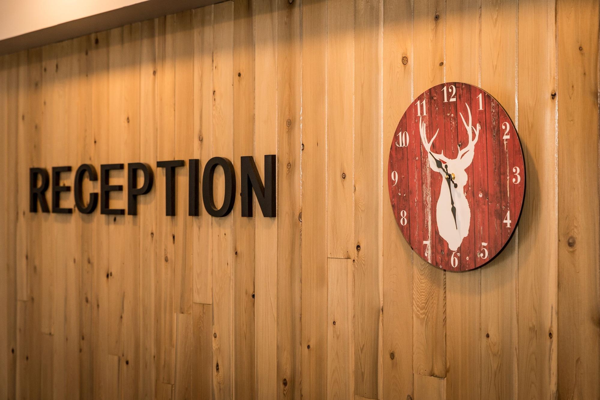 Vista Lobby Motel Colonial