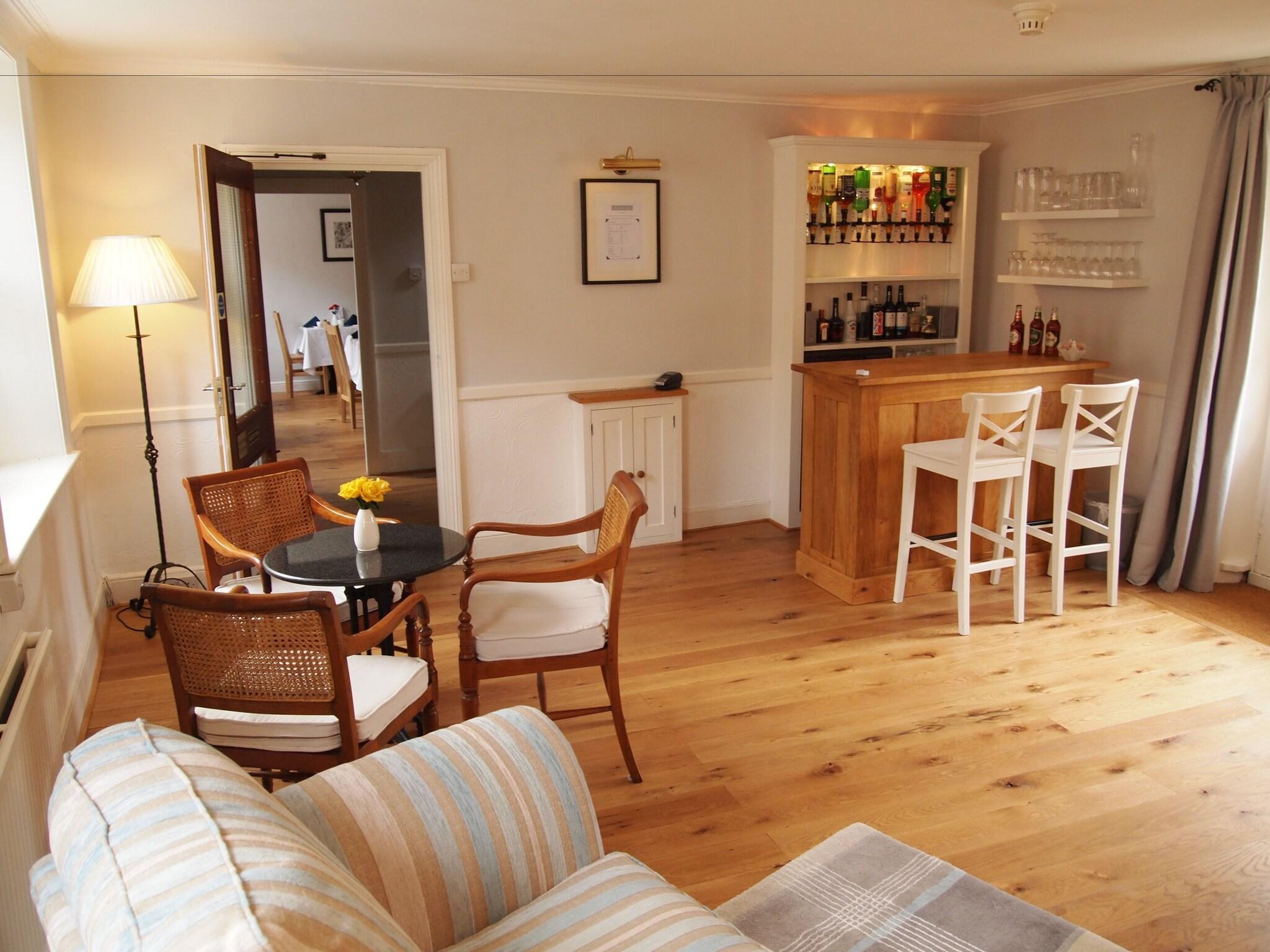 Vista Lobby Chantry Hotel