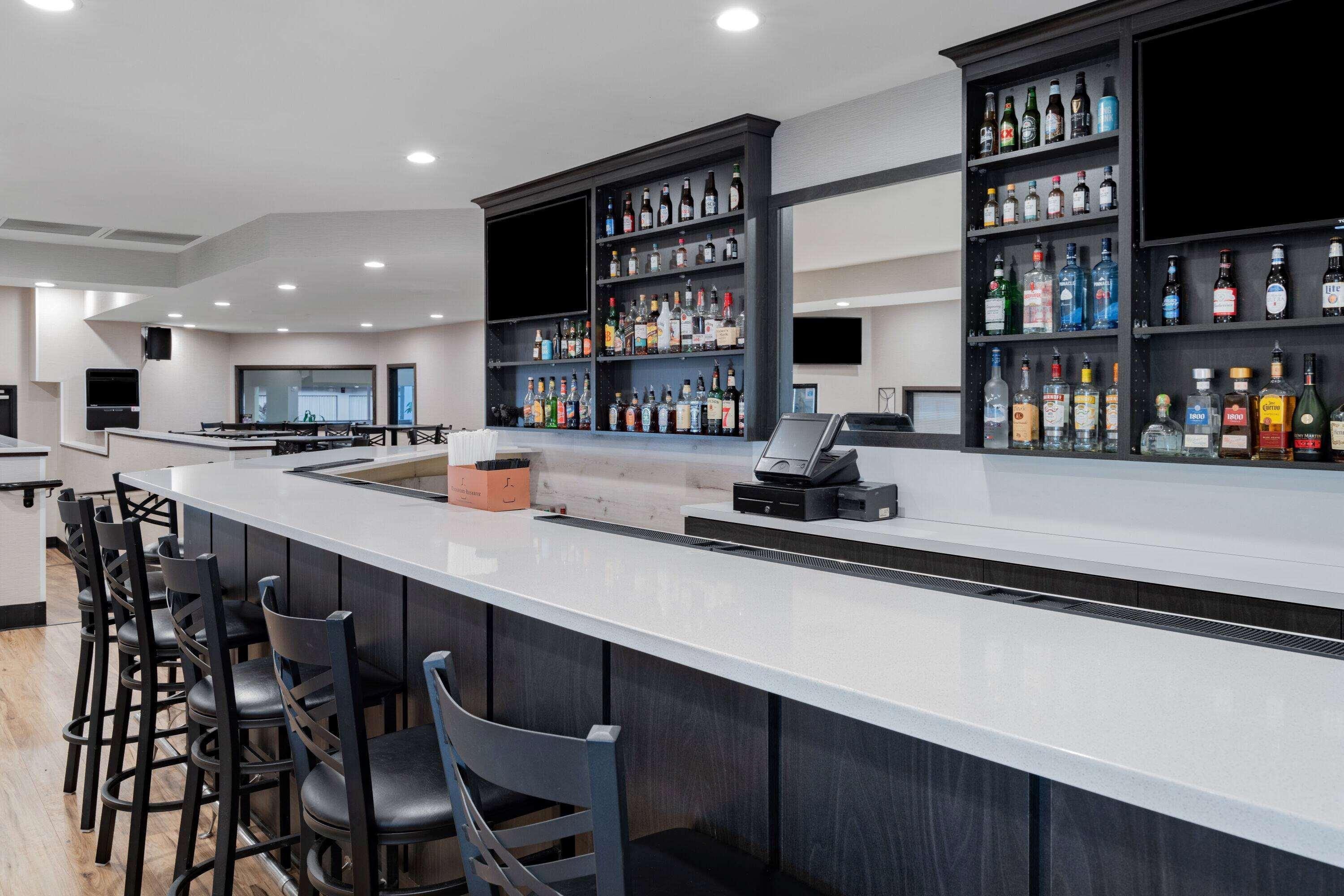 Bar/Salón Howard Johnson by Wyndham Lima