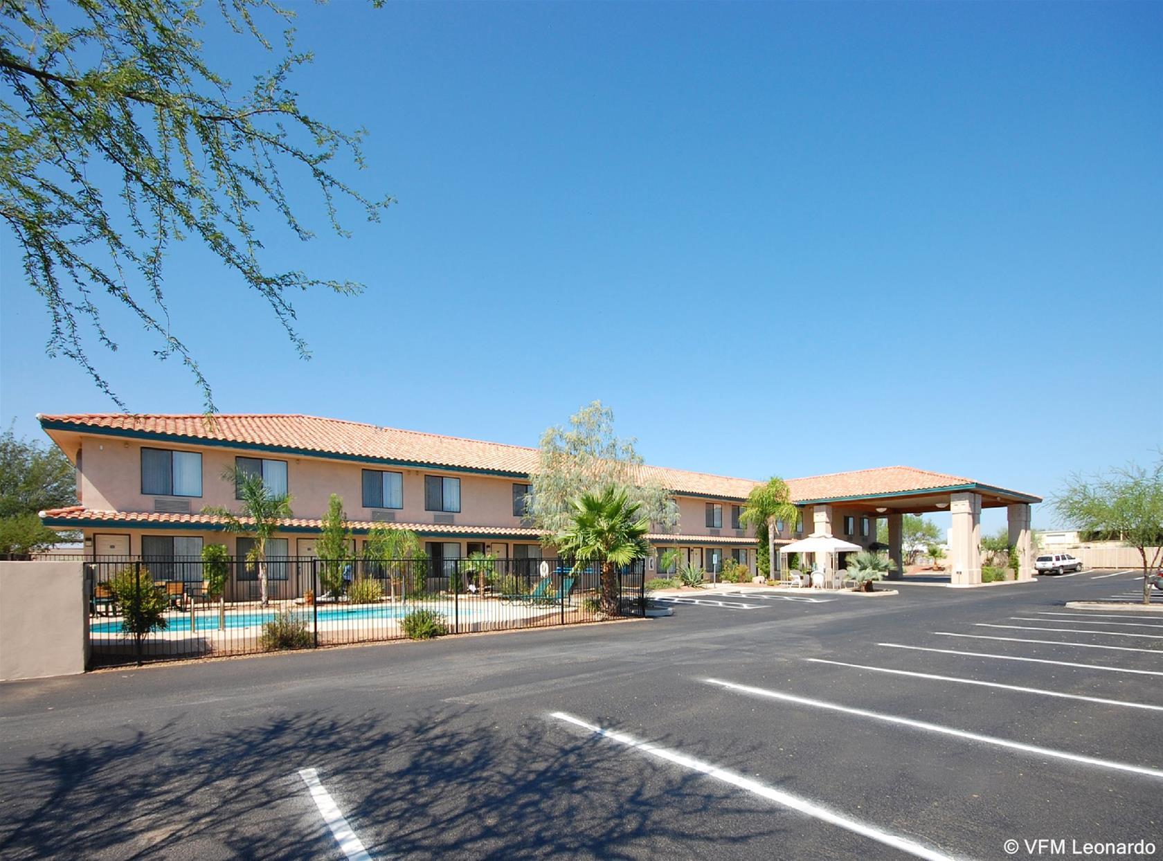 Vista Exterior Catalina Inn