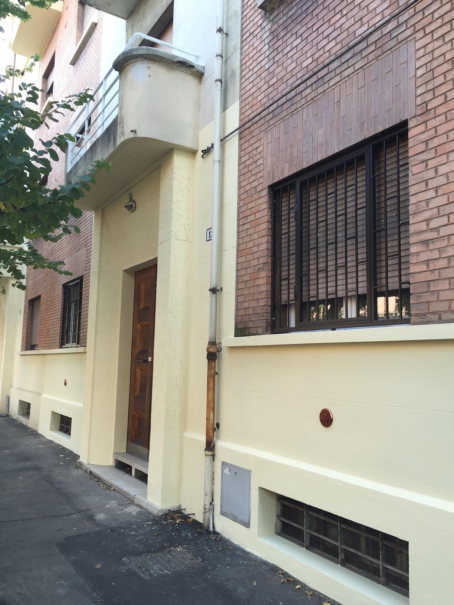 Vista Exterior Bologna Suite