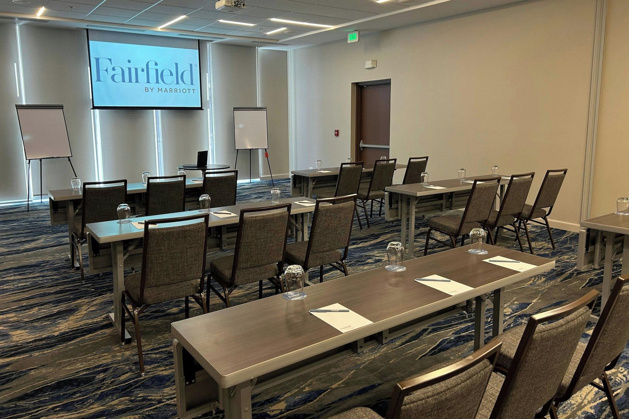 Sala de Reuniones Fairfield by Marriott San Jose Airport Alajuela
