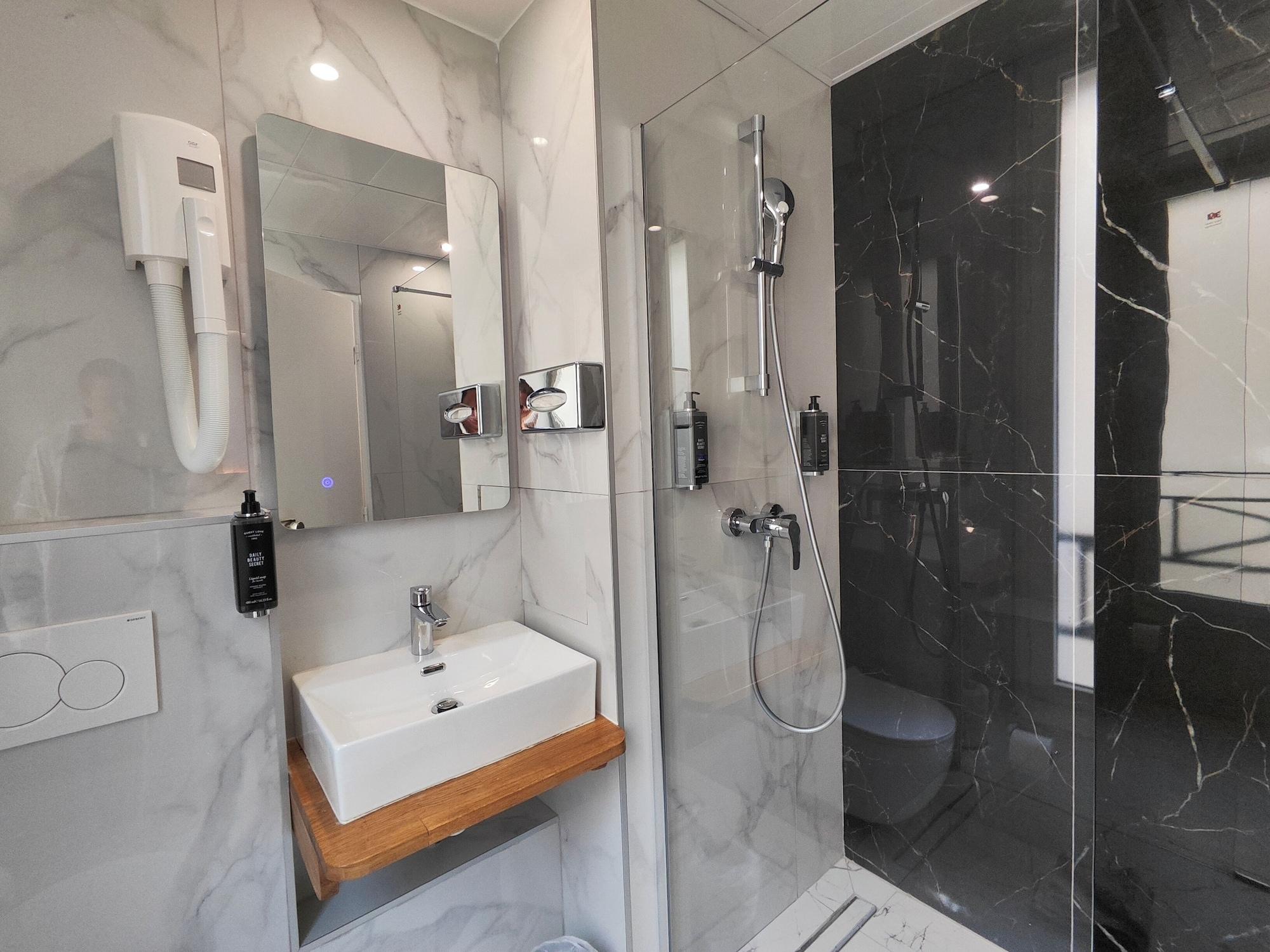 Equipamiento de Habitación le 55 Montparnasse Hôtel
