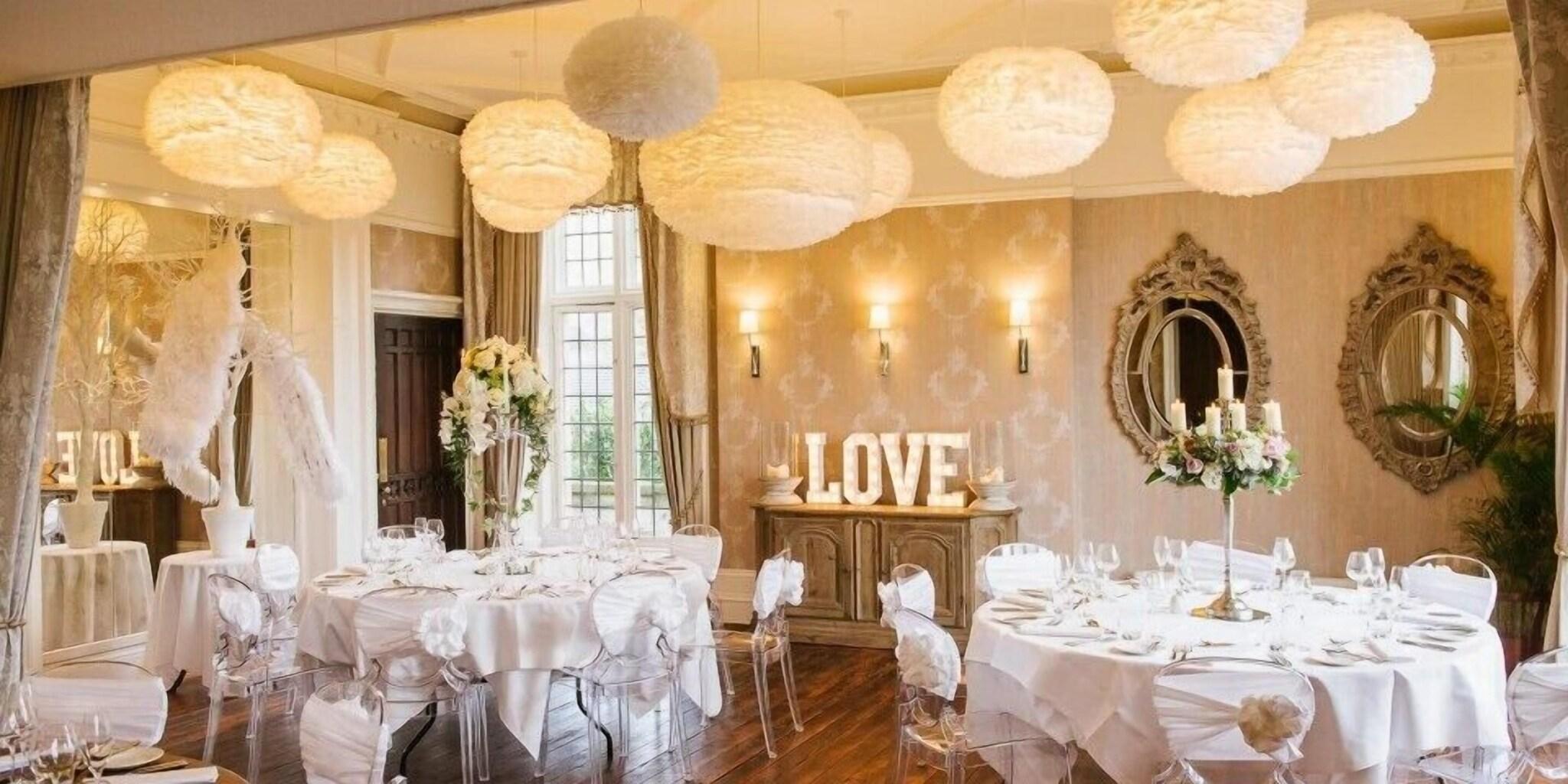 Instalaciones Recreativas Falcon Manor Hotel