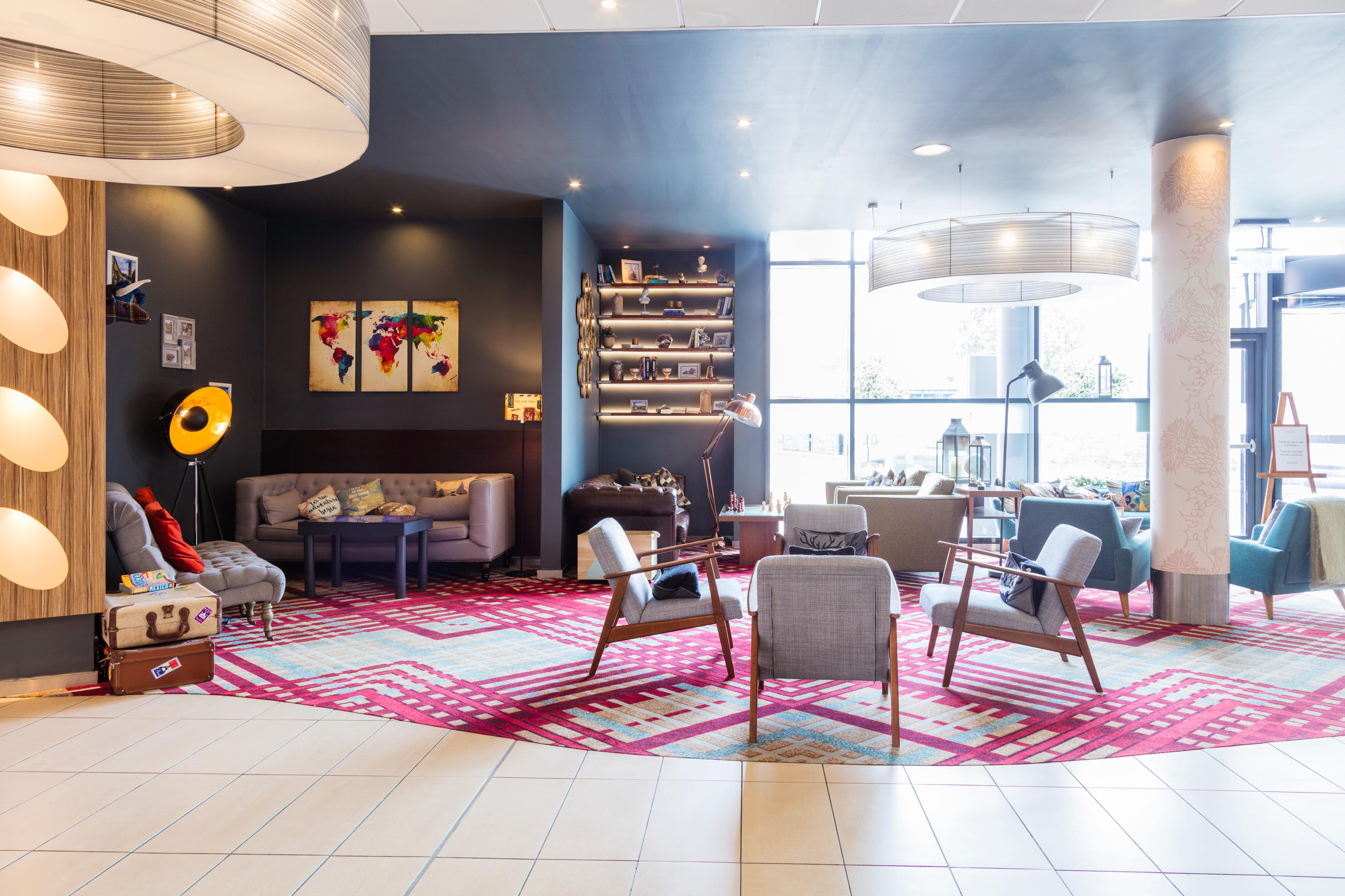 Vista Lobby Novotel Edinburgh Centre
