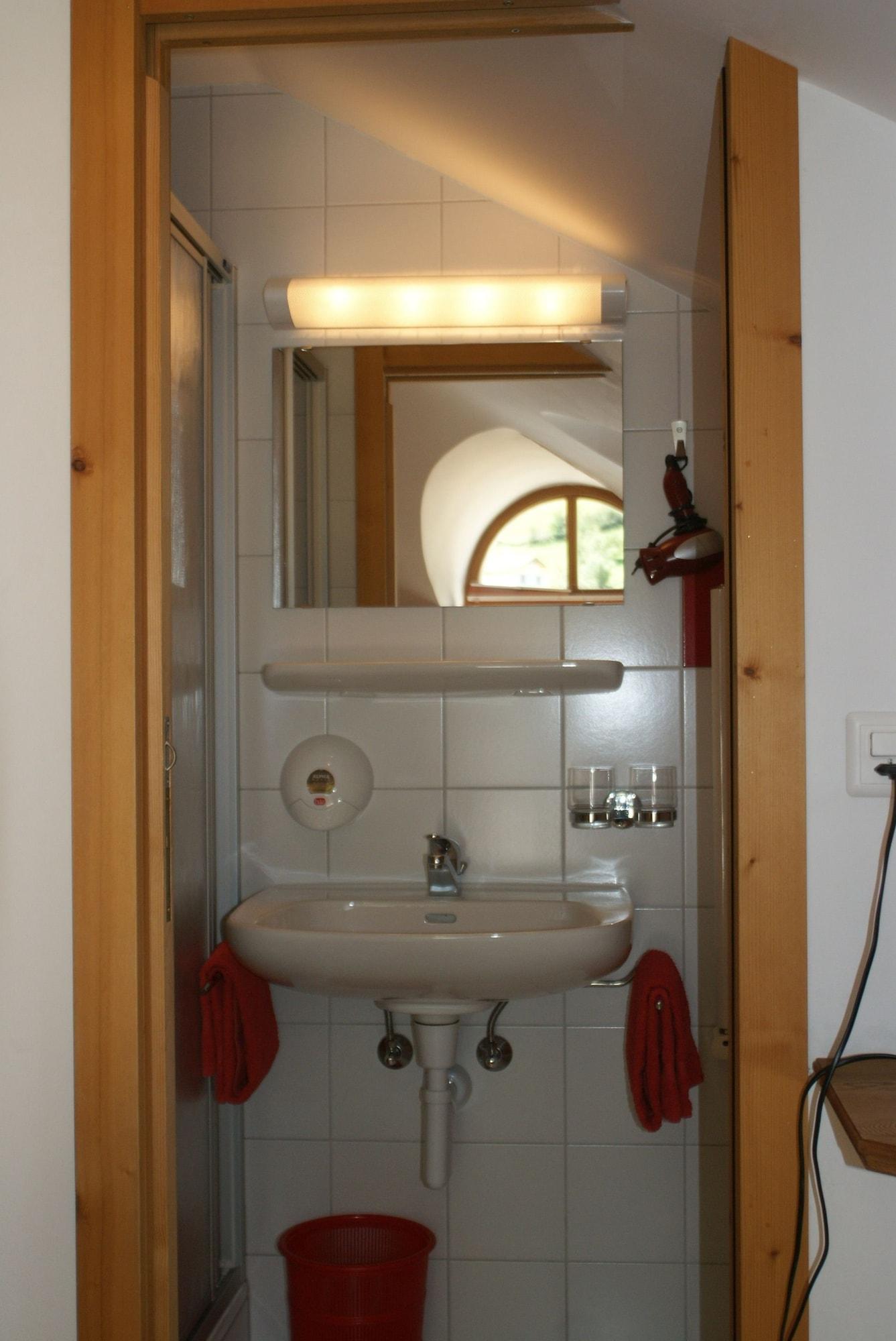 Equipamiento de Habitación Albergo Piz Cam