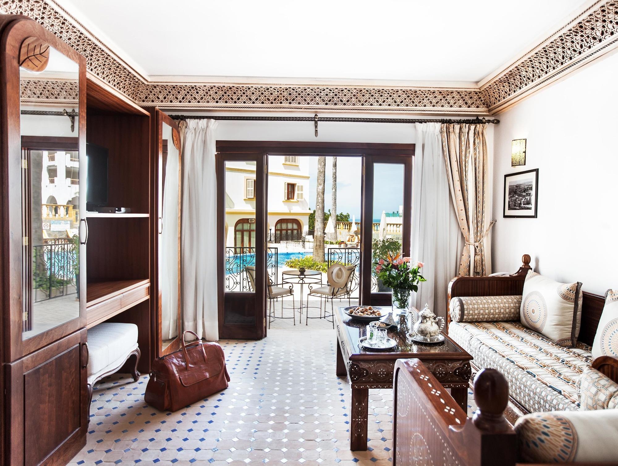 Habitación Grand Hotel Villa de France