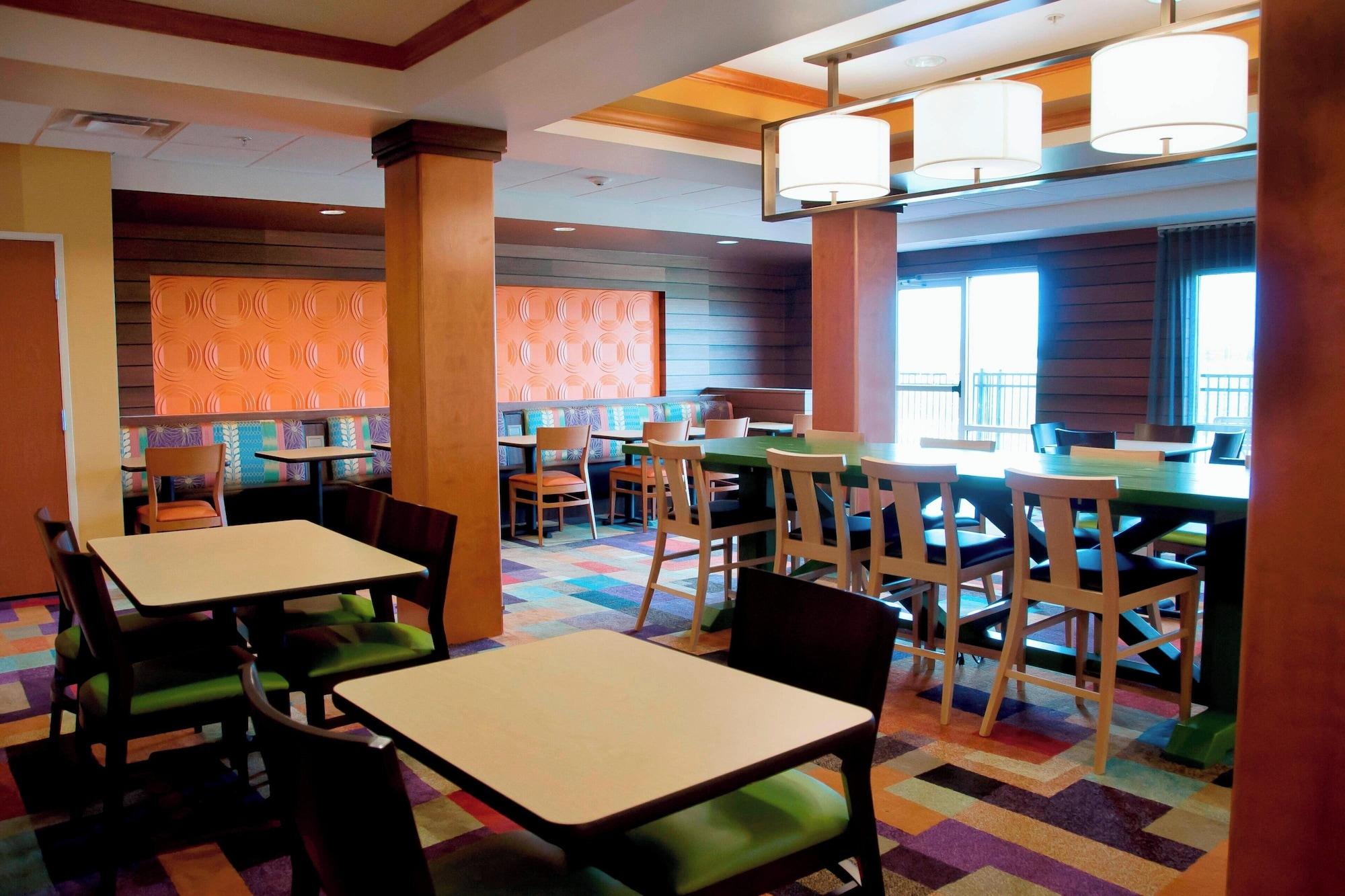 Restaurant Fairfield Inn & Suites by Marriott Ames