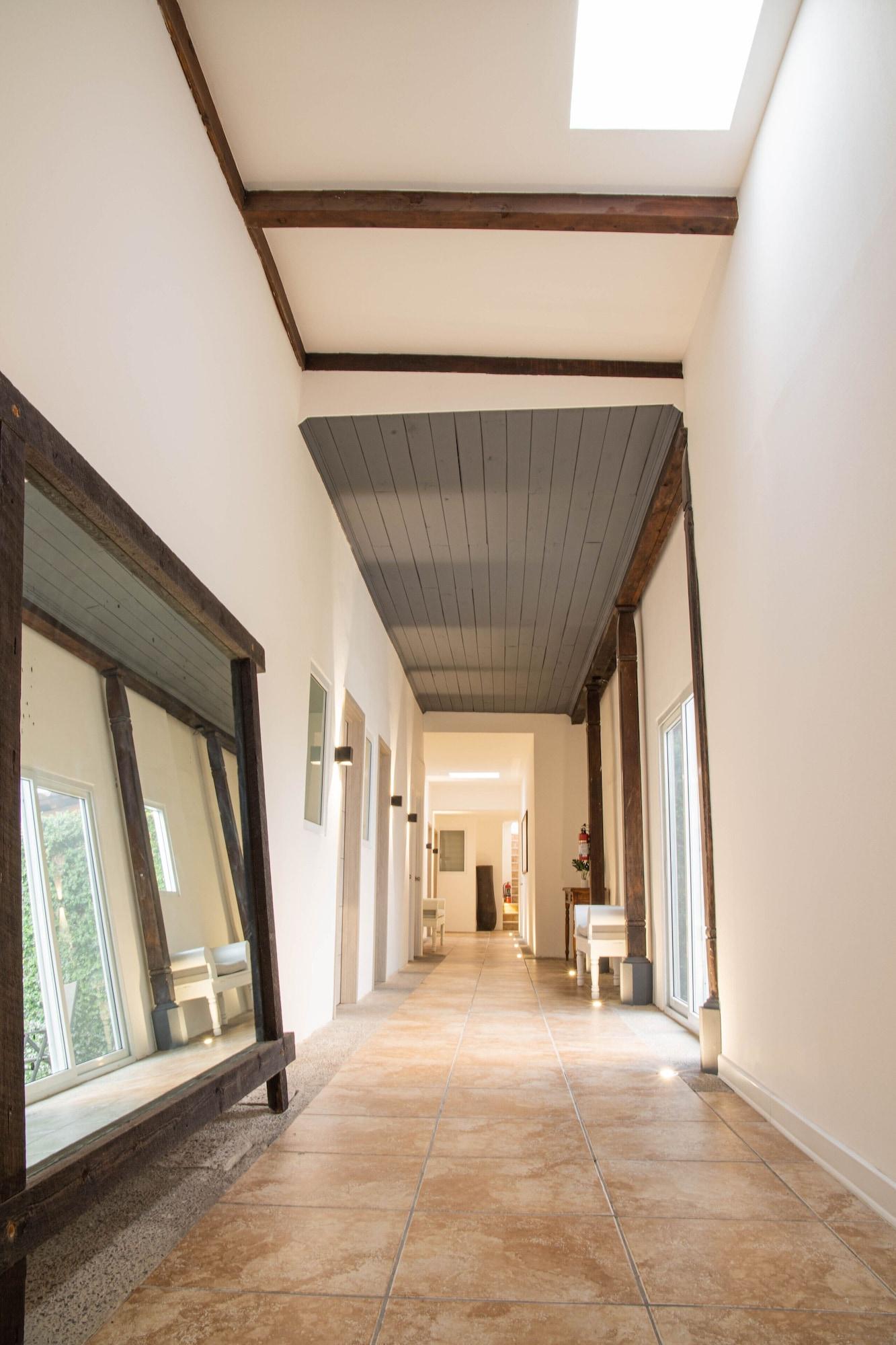 Varios Hotel Casa Bella