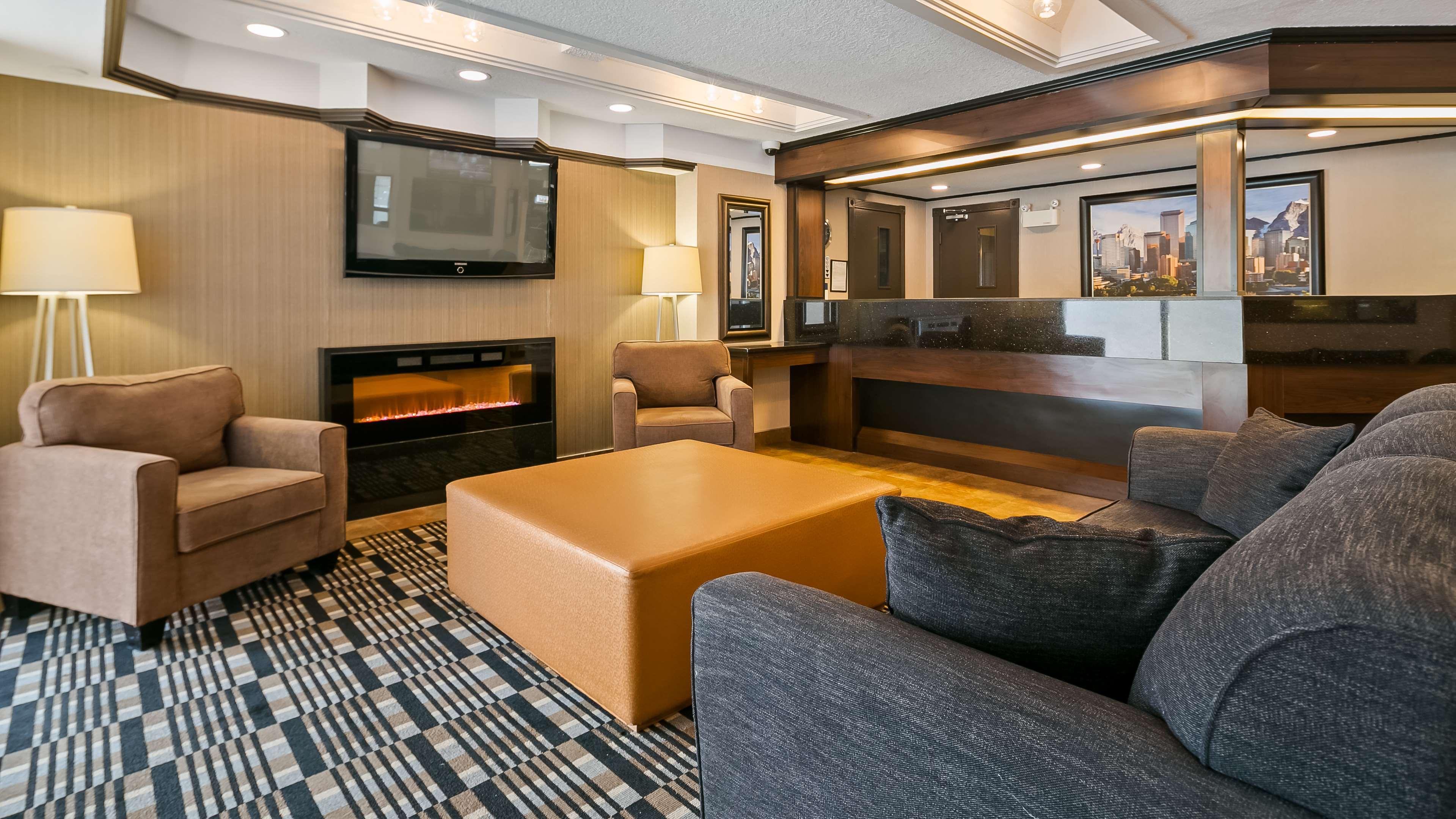 Vista Lobby Best Western Airport Inn