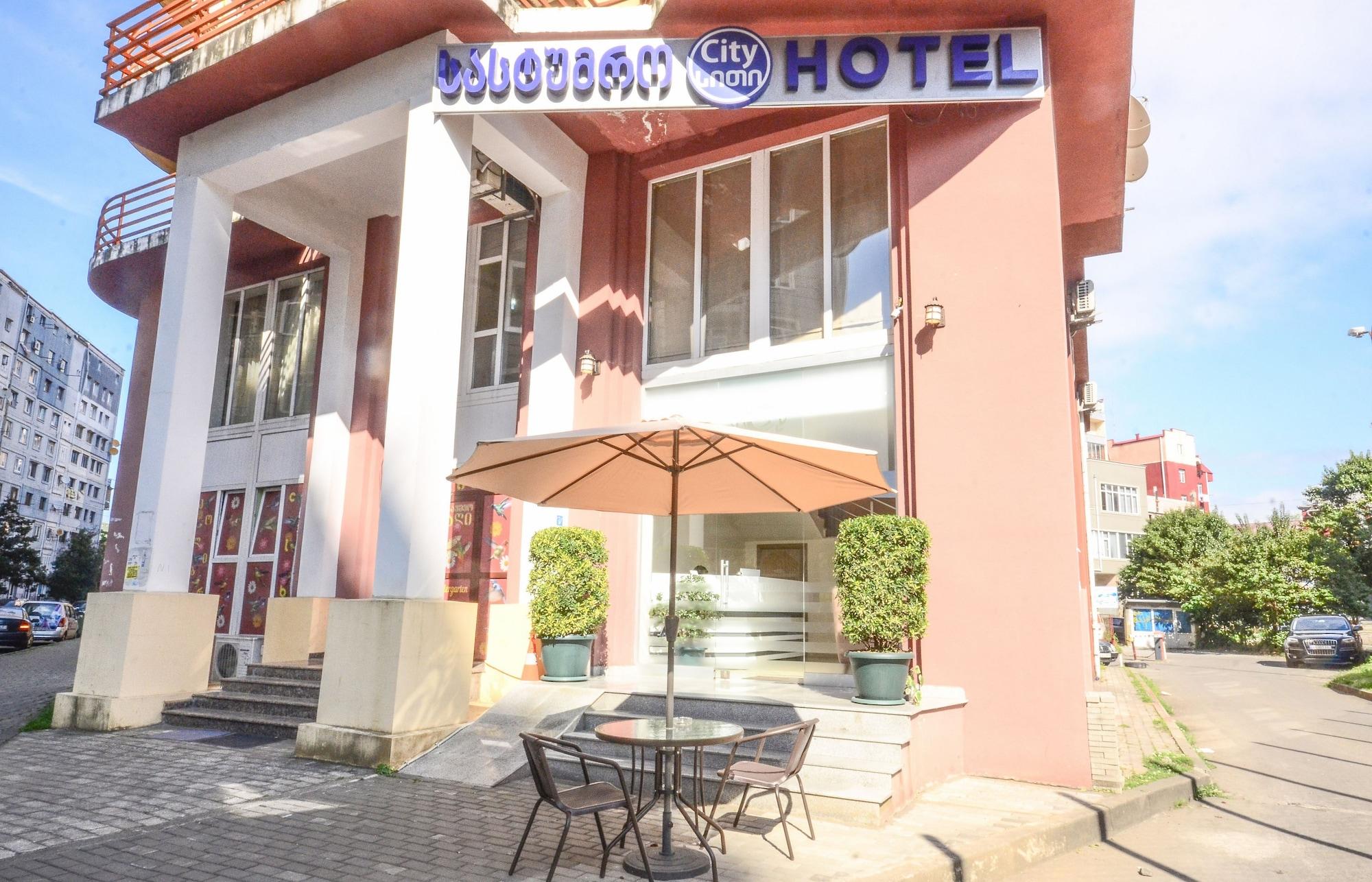 Vista Exterior City Hotel