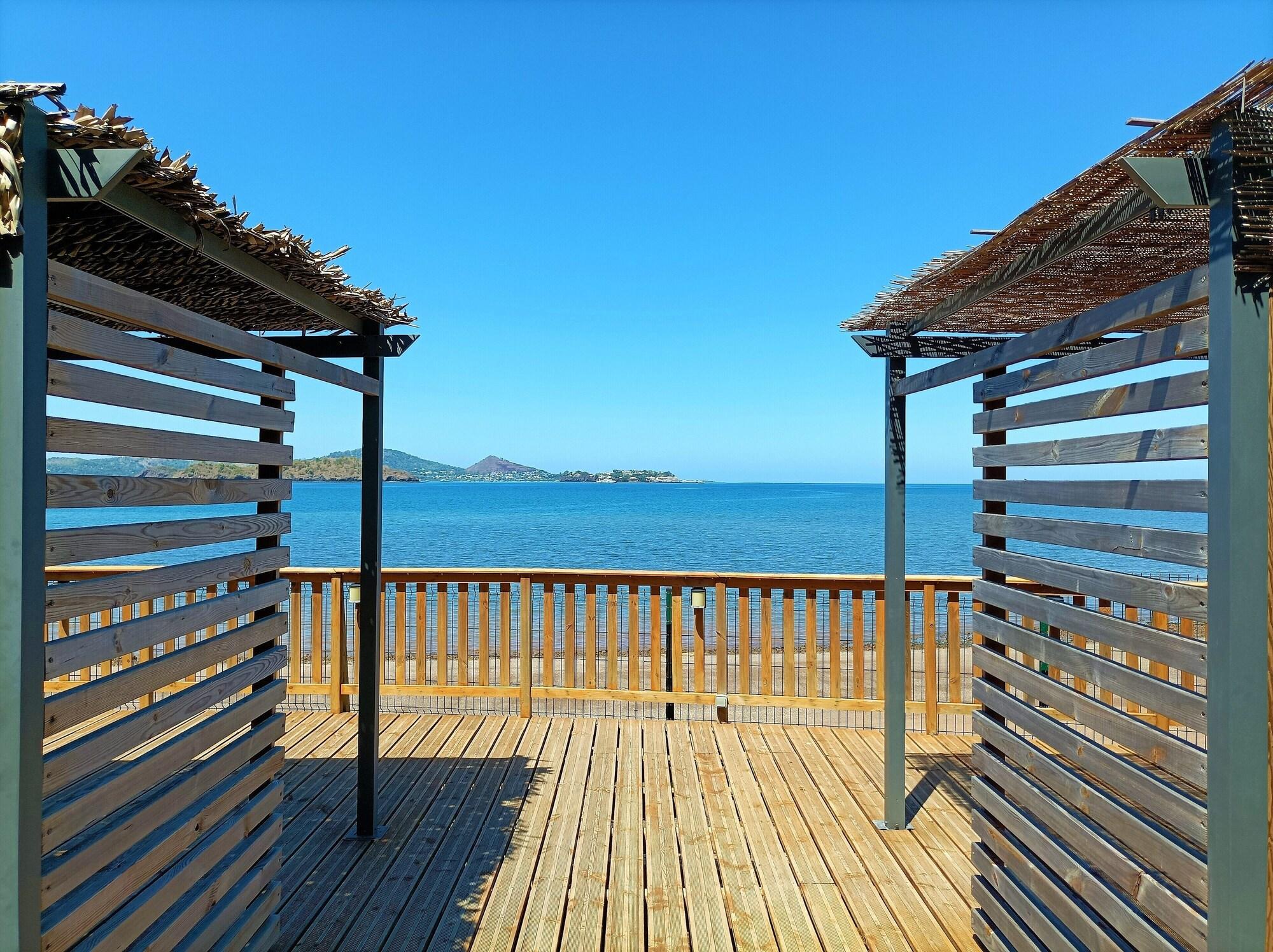 Equipamiento de Habitación Hôtel Hamaha Beach