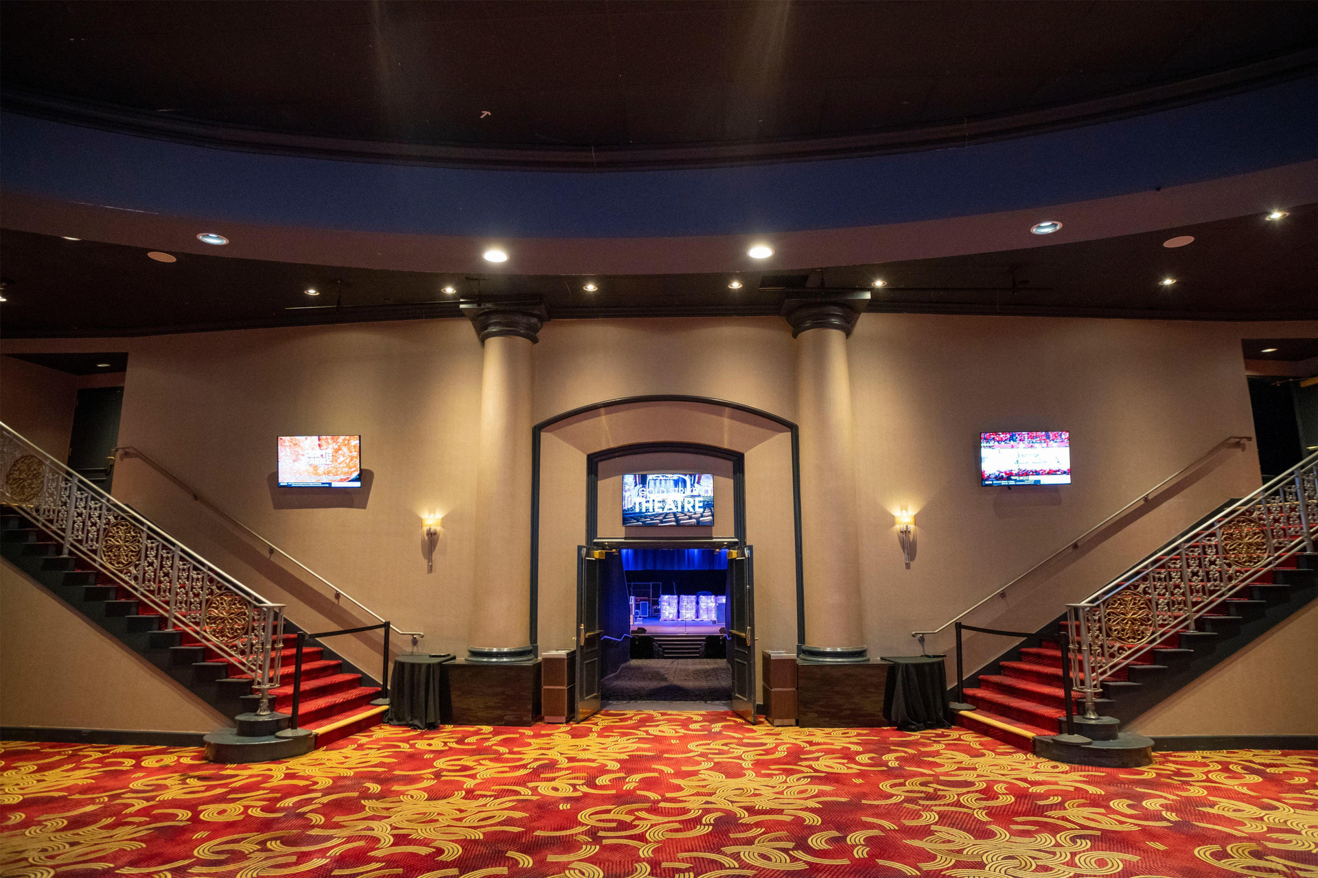 Vista Lobby Gold Strike Casino Resort