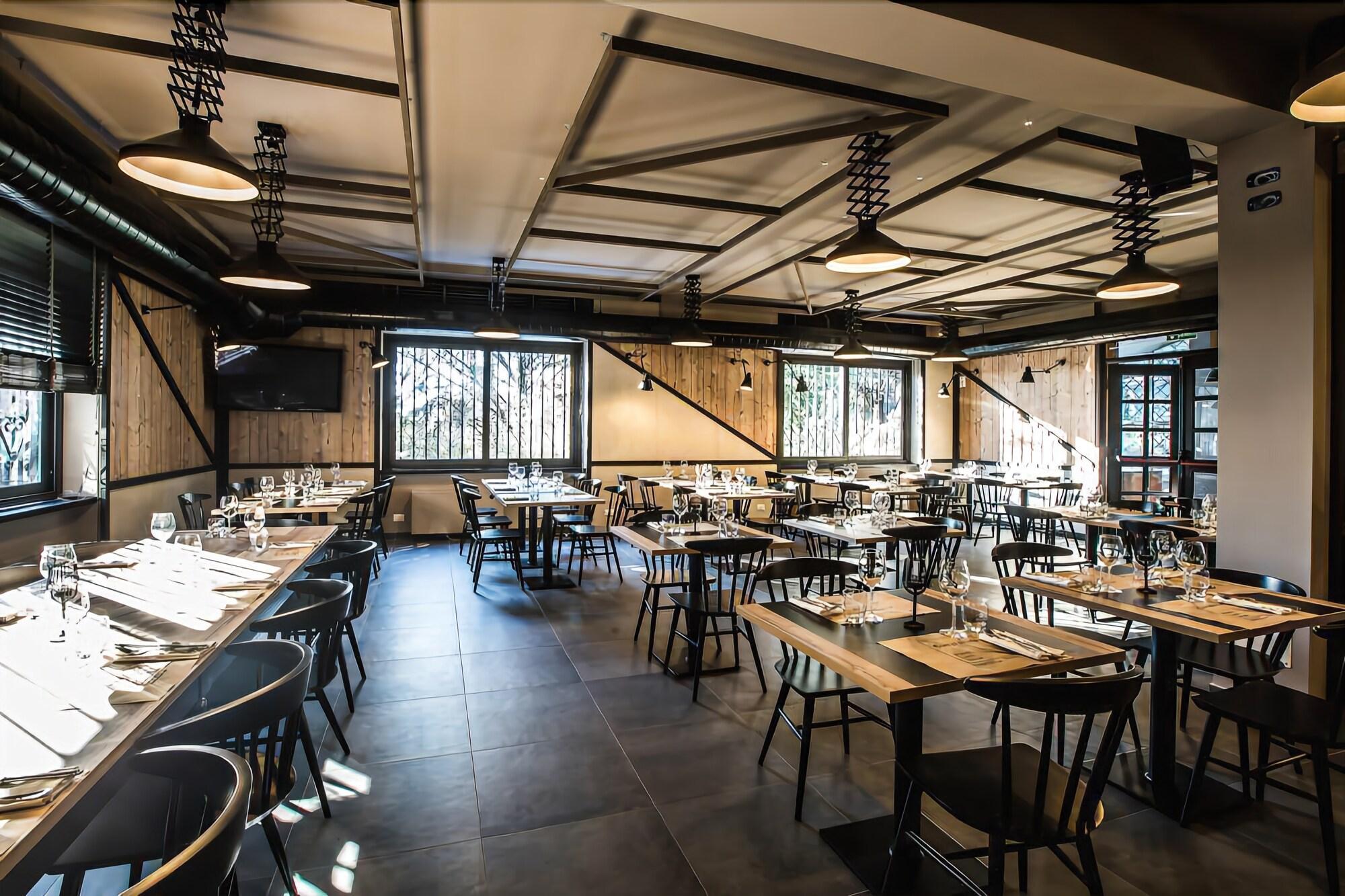 Instalaciones Recreativas Camp's Hotel