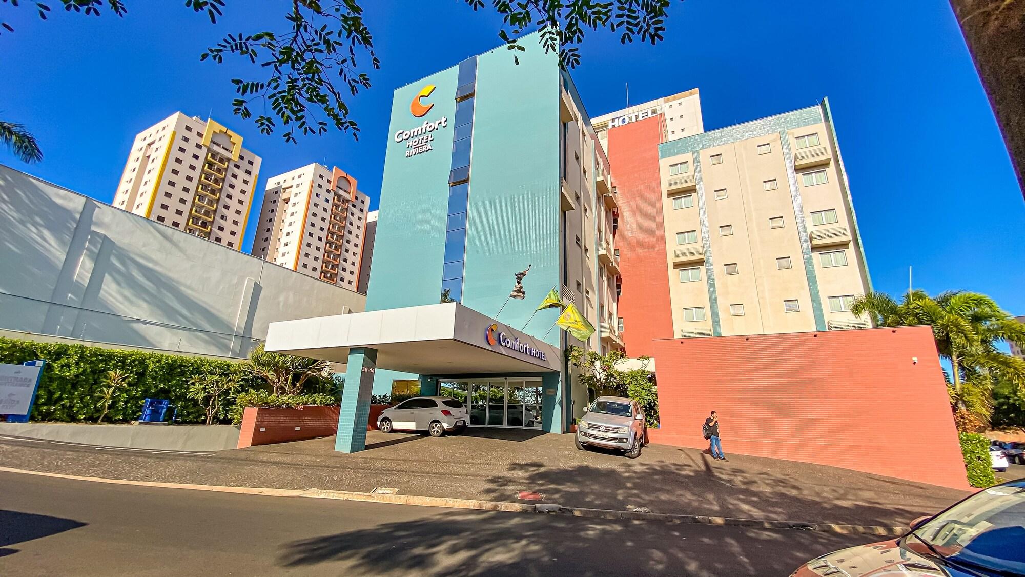 Vista Exterior Comfort Hotel Bauru