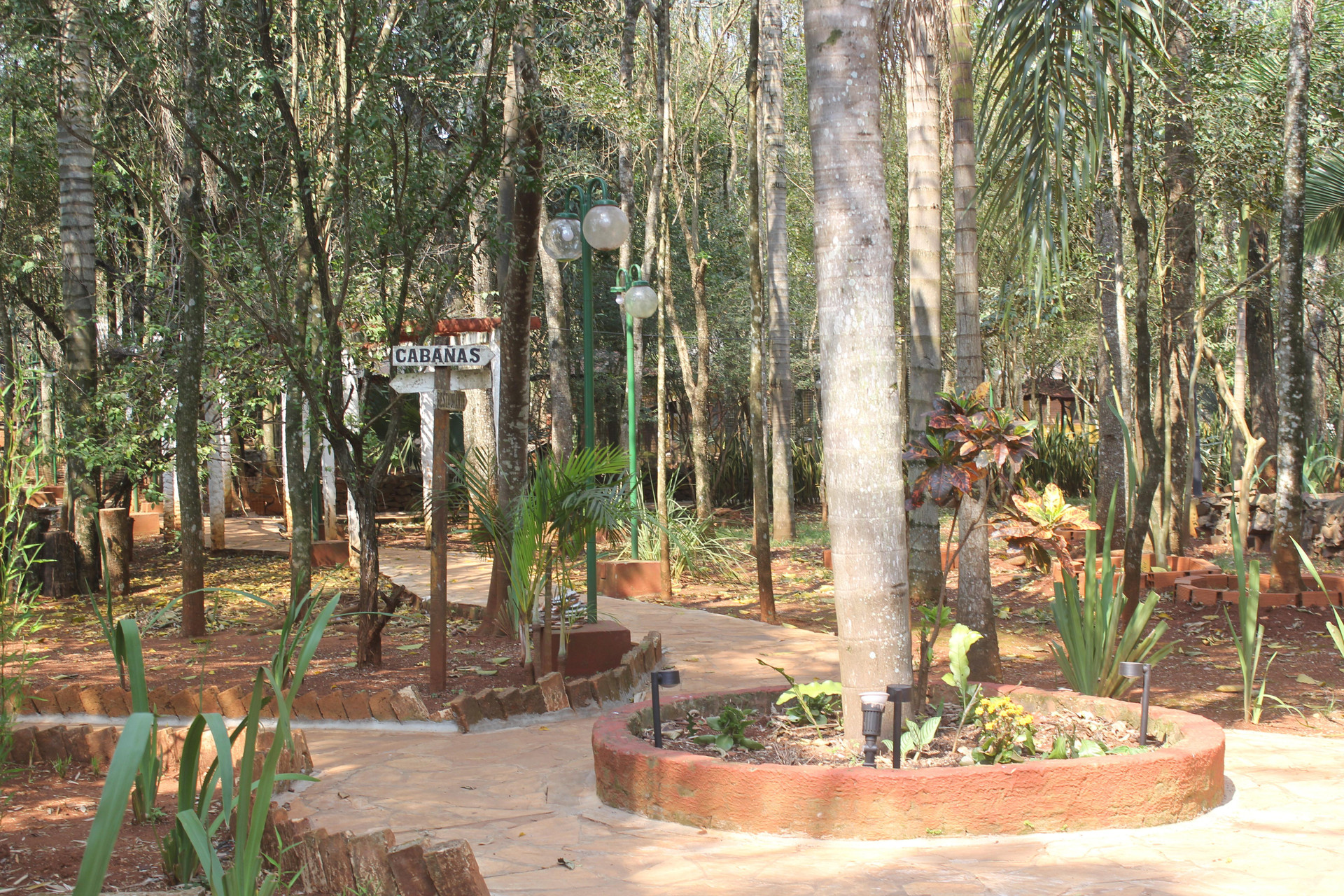 Vista Exterior Six Garden Lodge