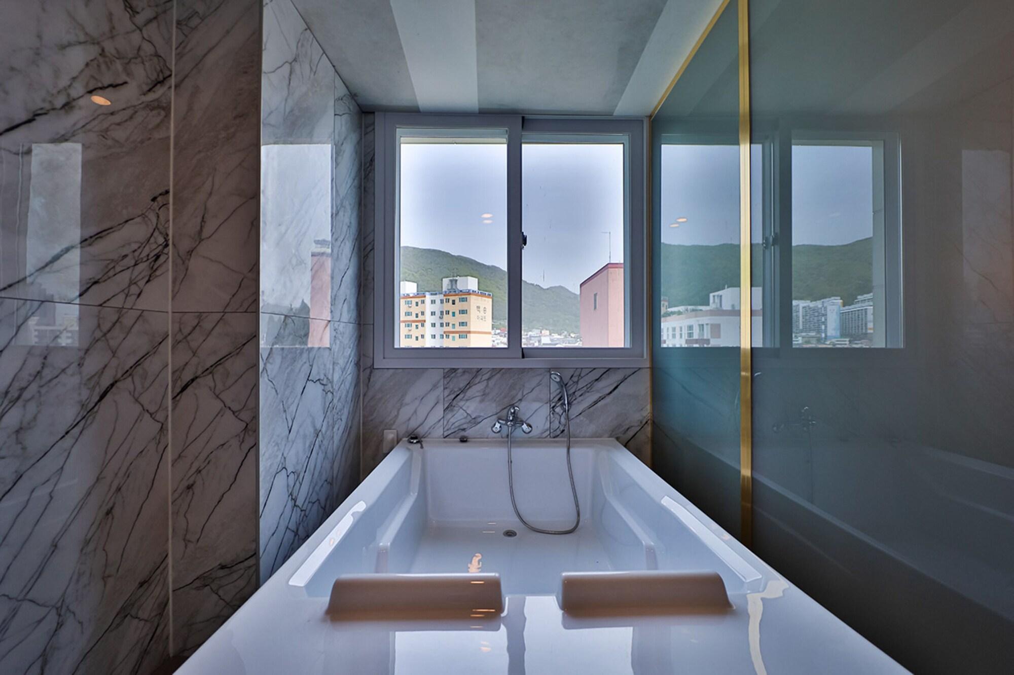 Equipamiento de Habitación Gimhae Eobang-dong City Hotel