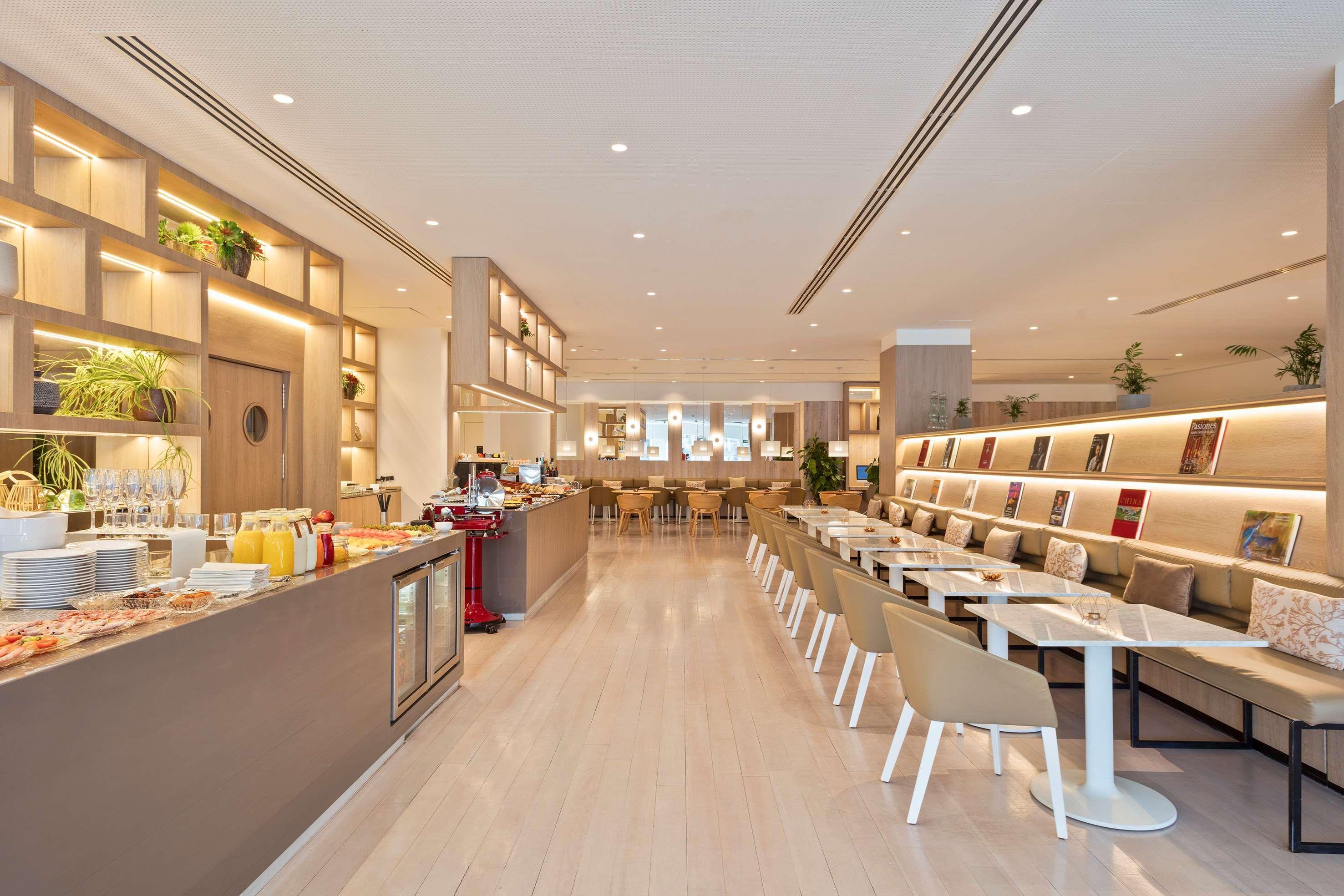 Bar/Salón Melia Sevilla