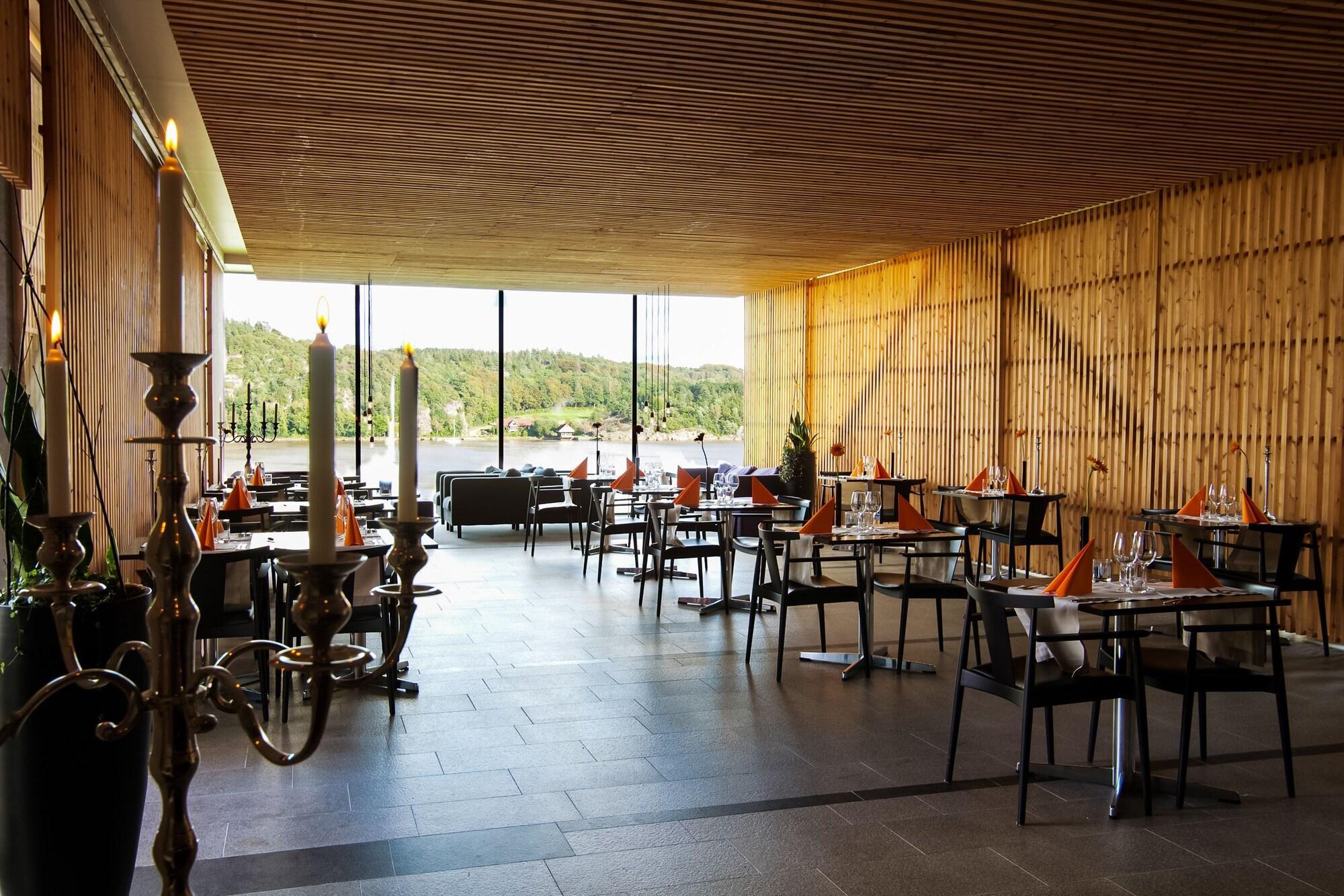 Restaurant Vann Spa Hotel and Conference