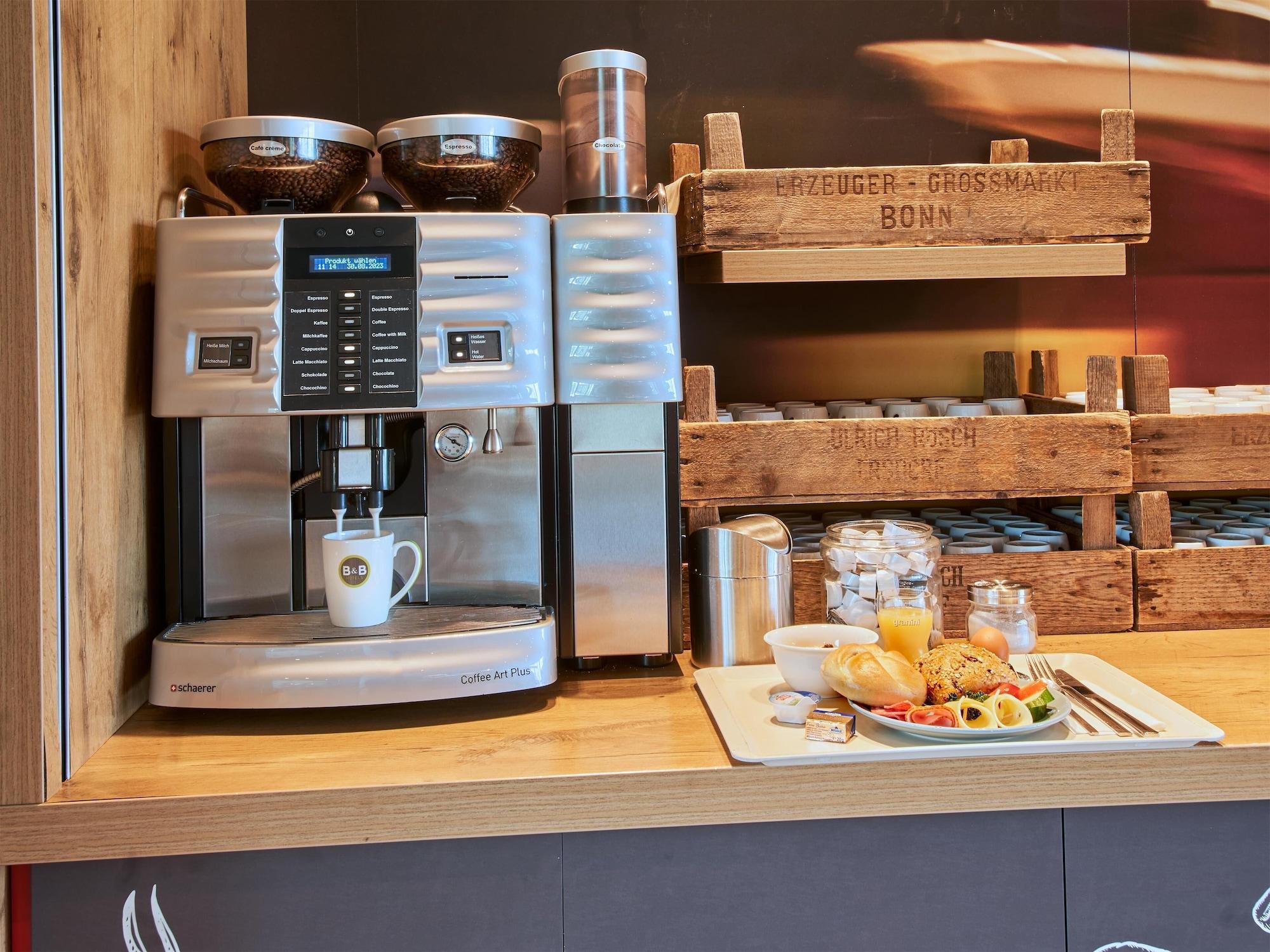 Restaurant B&B HOTEL Frankfurt-Messe
