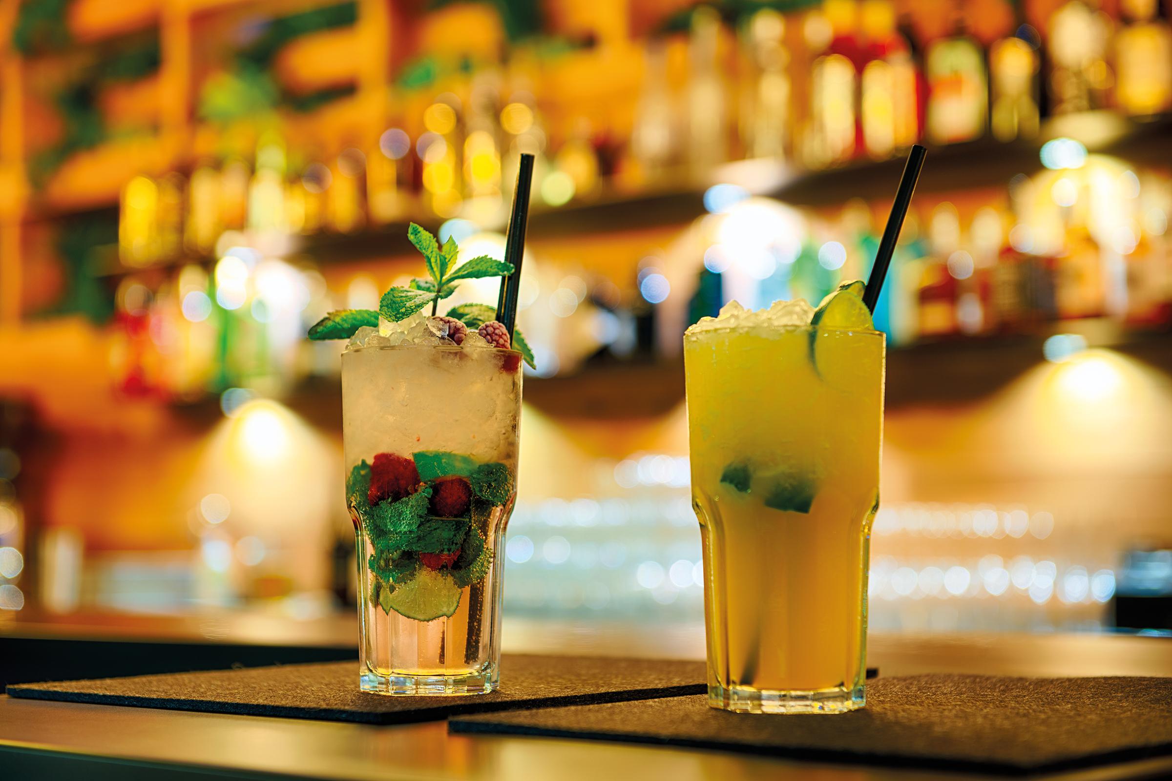 Bar/Salón NYX Hotel Munich by Leonardo Hotels