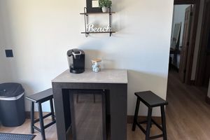 Alquiler Vacacional - Modern 4 bedroom Lake House on Private Lake near WI Dells/Castle Rock Lake