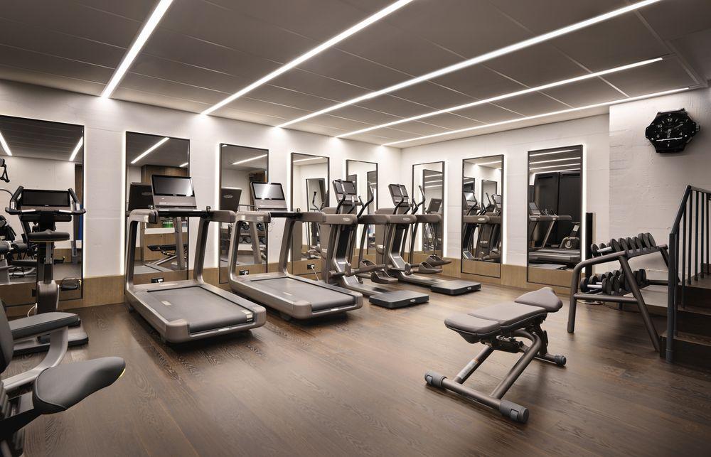 Gimnasio Atlantis by Giardino
