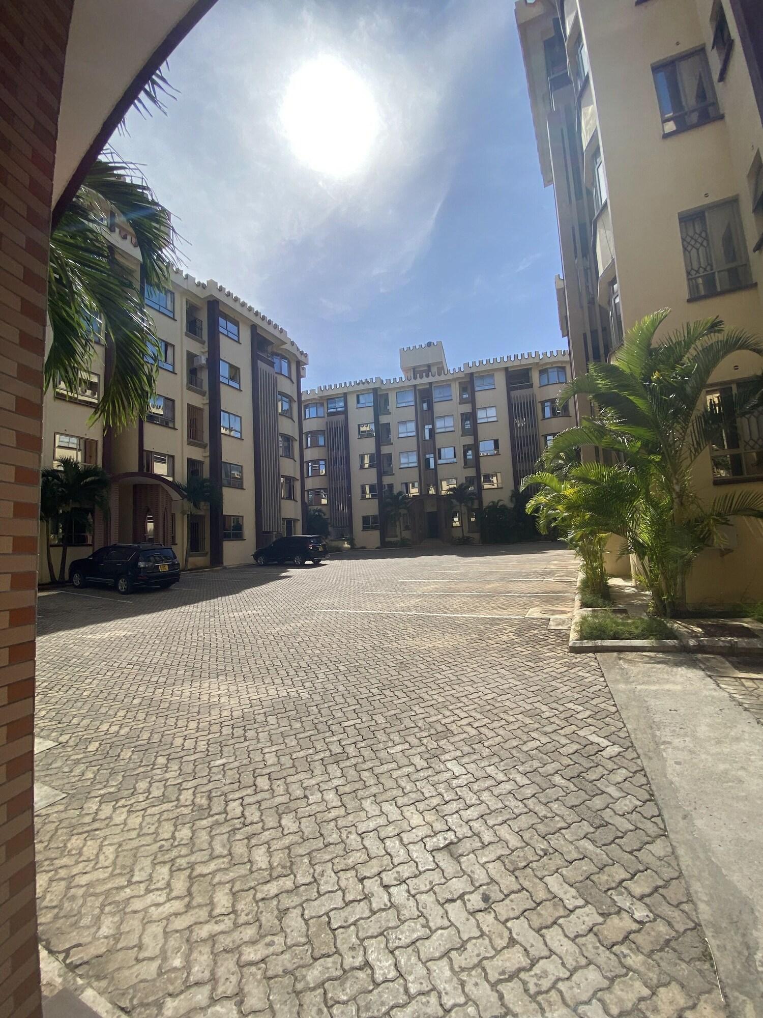 Varios Jaanst Paradise Homes