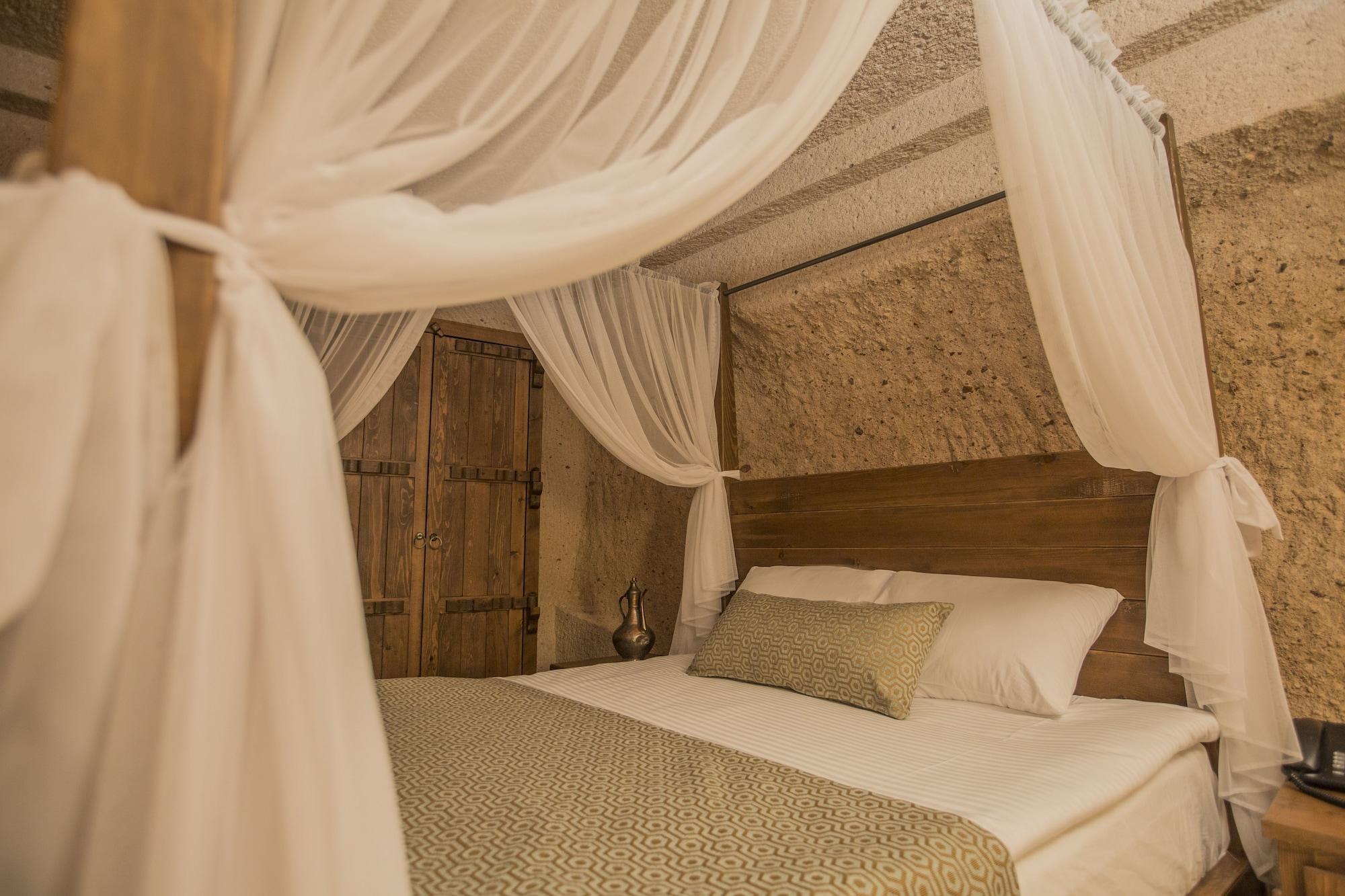 Habitación Helike Cave Suites