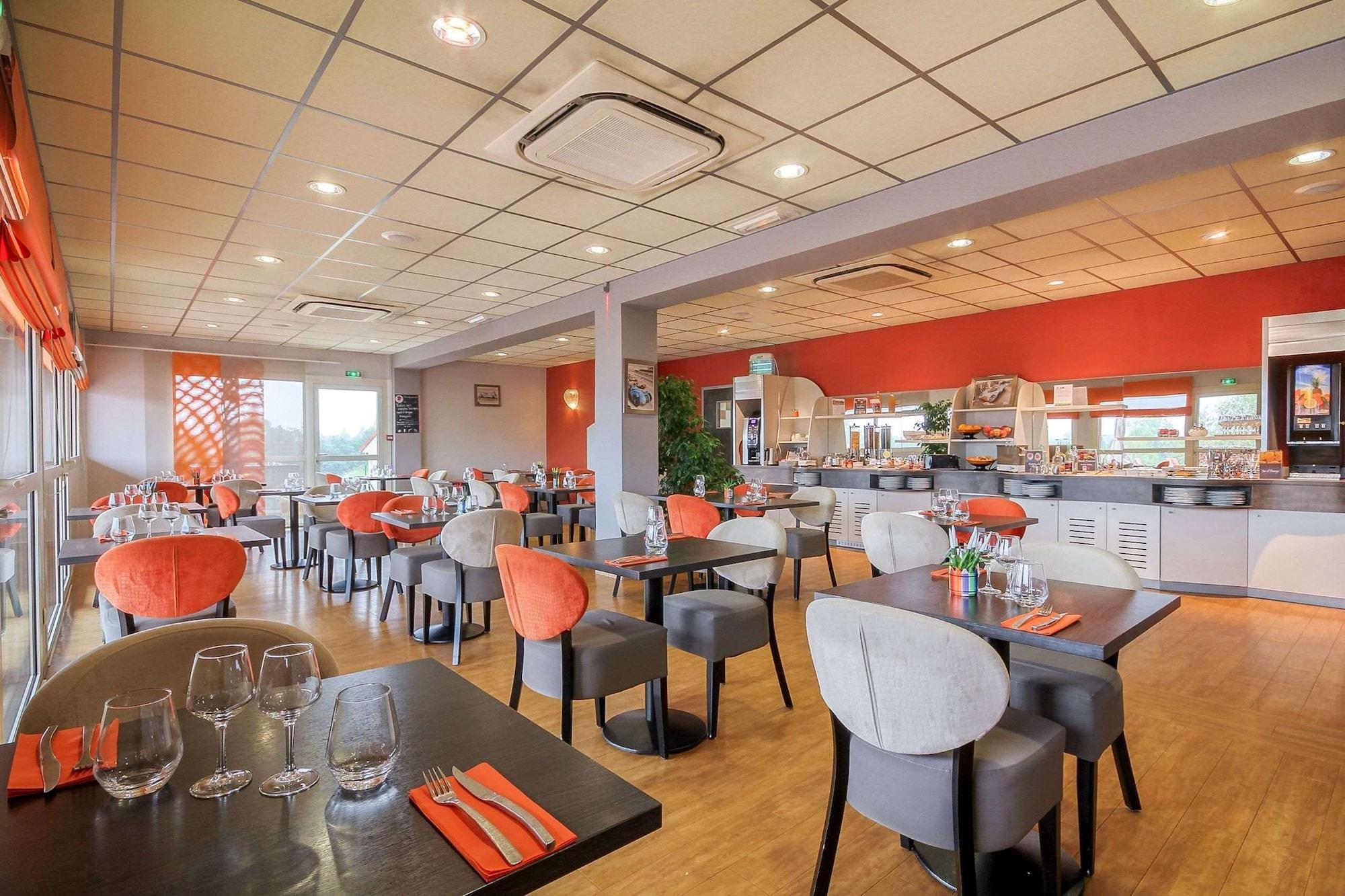 Restaurant Brit Hotel Les Evens