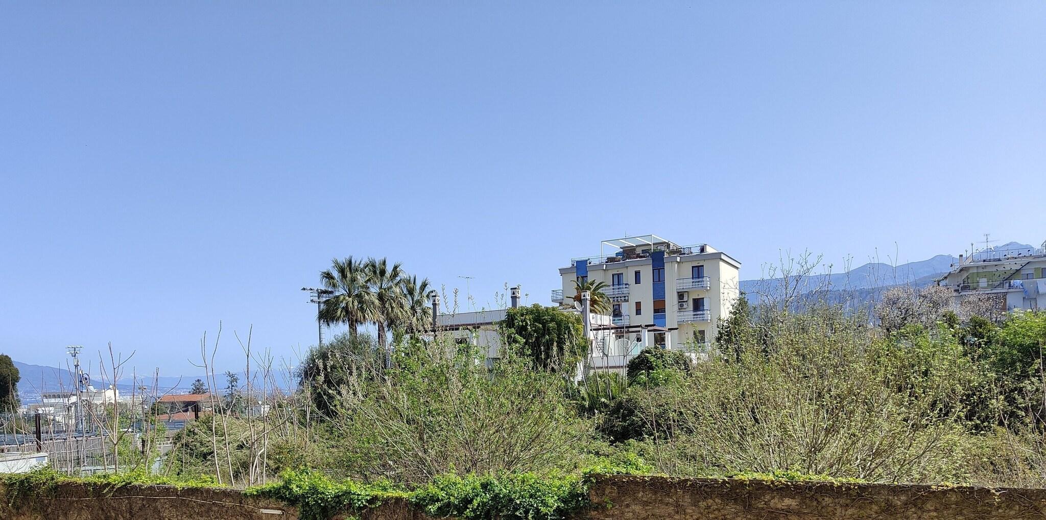 Varios Rota Suites