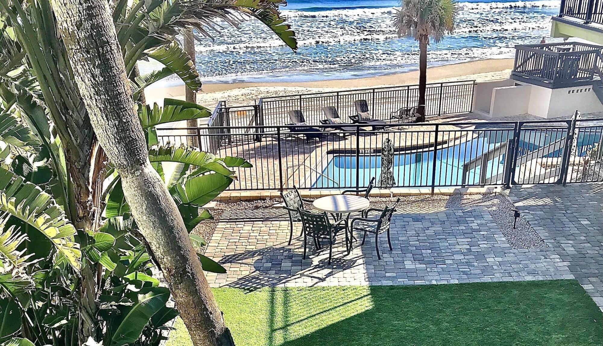 Instalaciones Recreativas Organic Beach Retreat