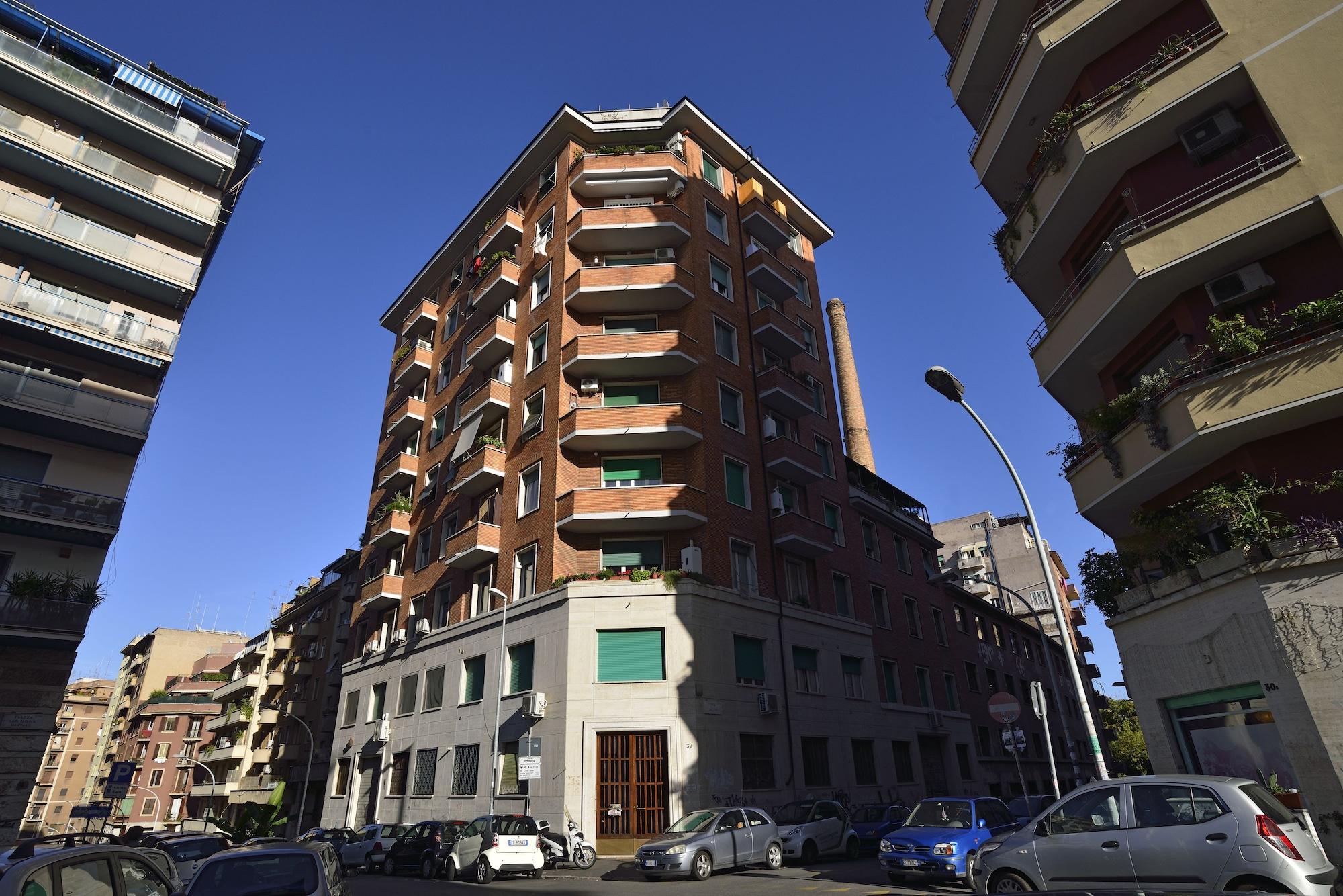 Vista Exterior Maison Re di Roma