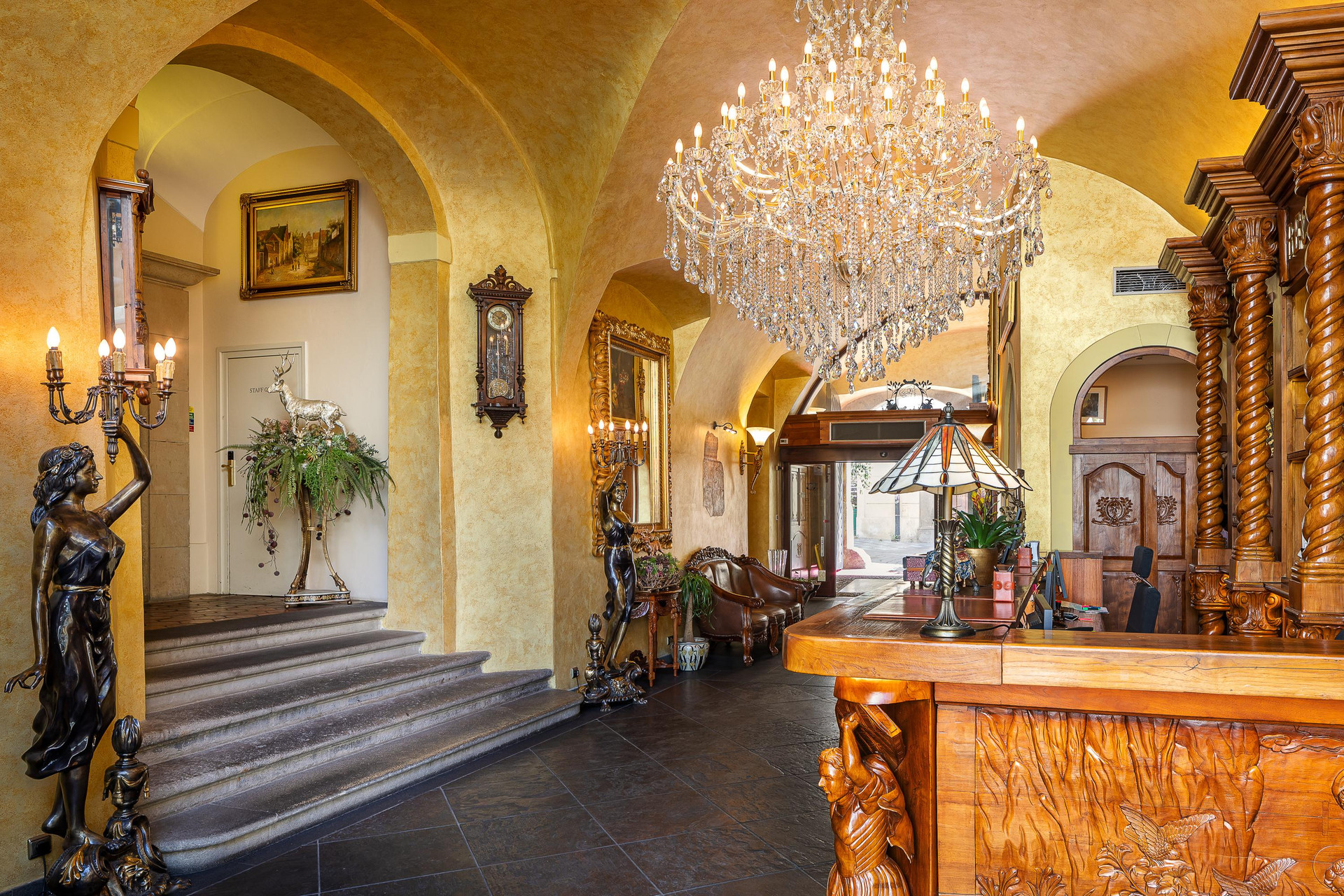 Vista Lobby Iron Gate Hotel & Suites Prague by BHG
