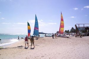 Alquiler Vacacional - Luxurious Beachfront Two Bedroom Condo in Town!!!