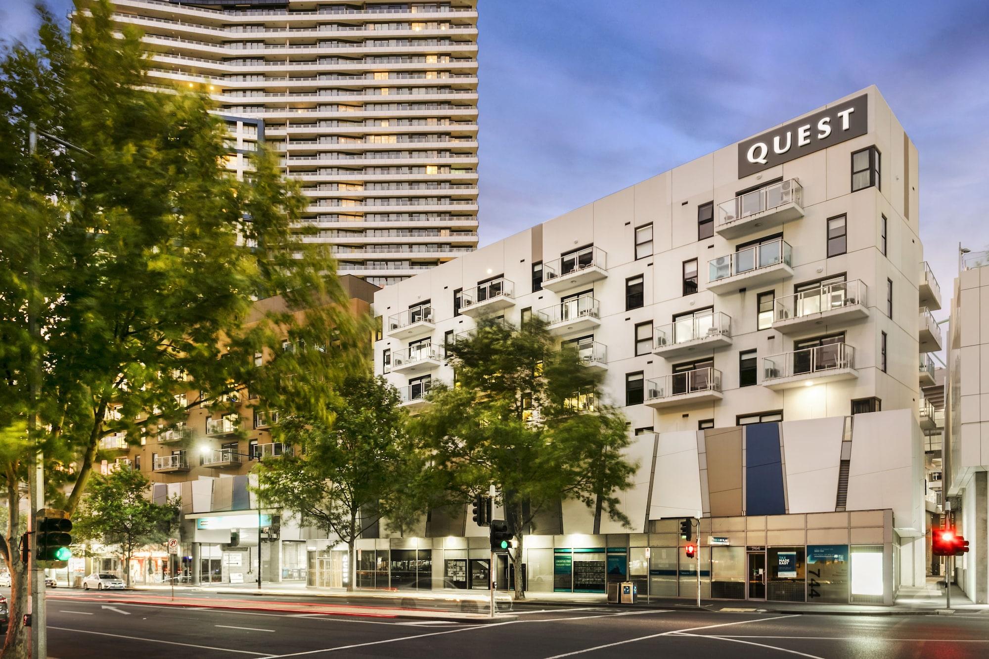 Varios Quest Docklands