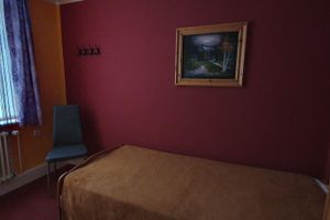 Alquiler Vacacional - Cozy apartment centrally located with separate entrance and parking.