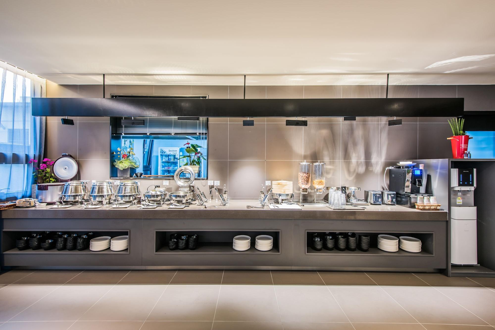 Restaurant Rivertain Hotel