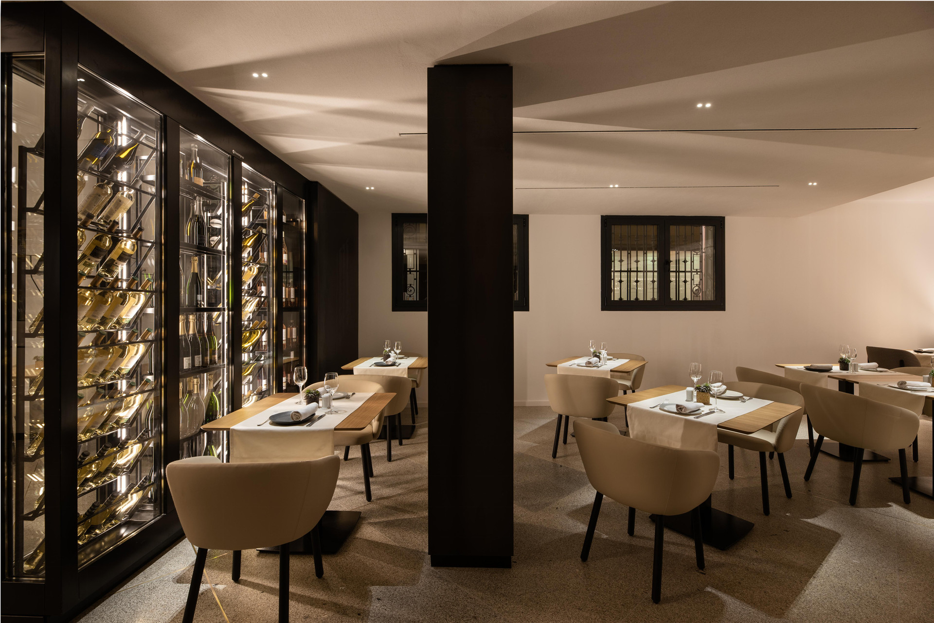 Restaurant Áurea Palacio de Correos by Eurostars Hotel Company