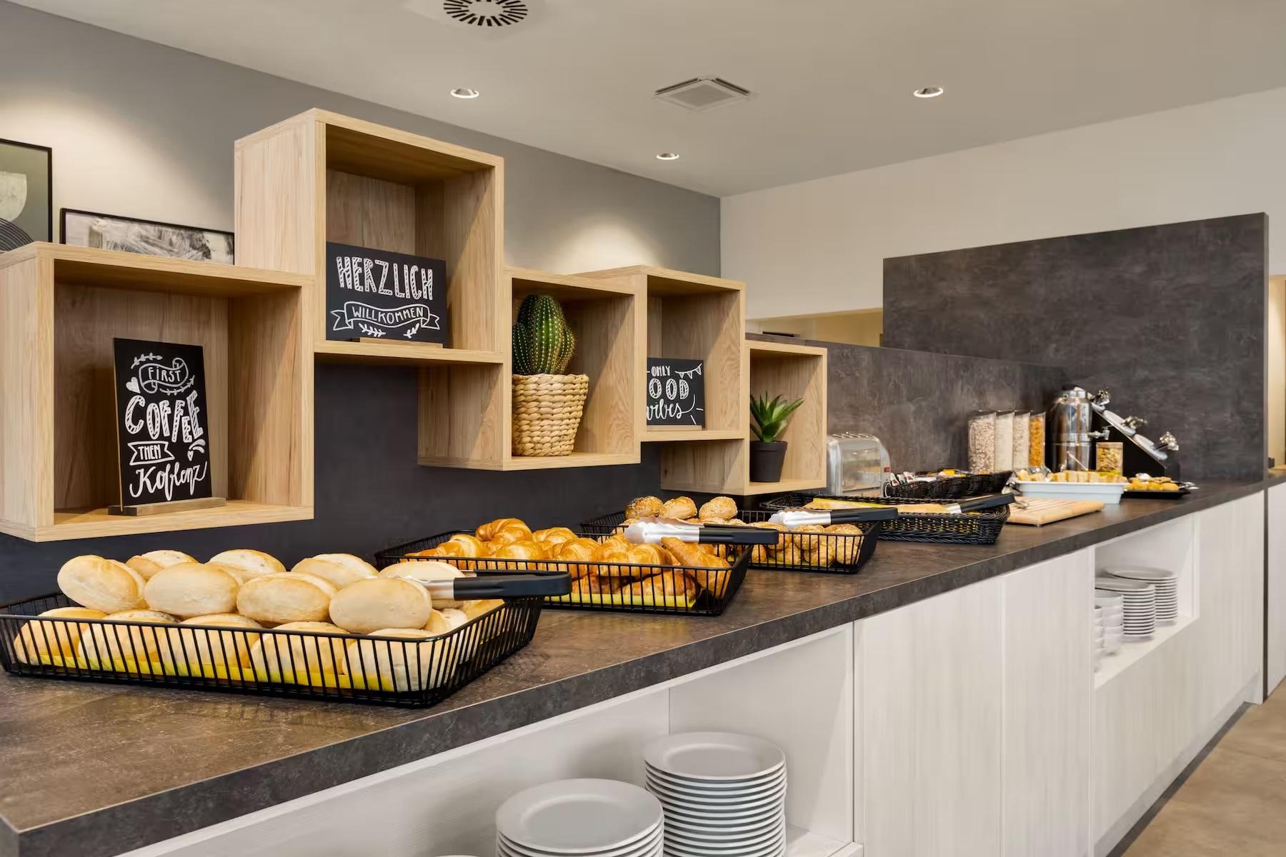Restaurant Super 8 By Wyndham Koblenz