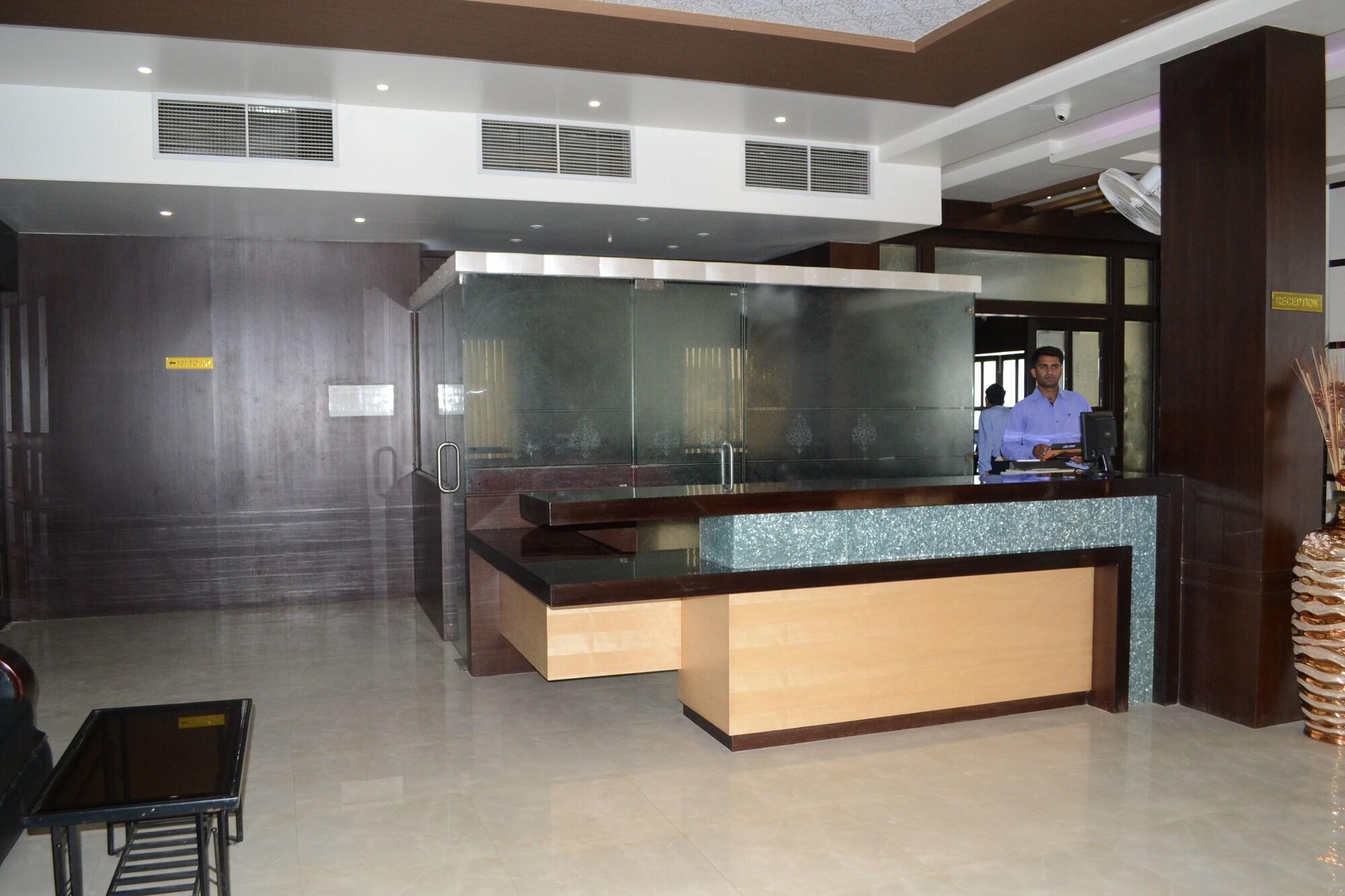 Vista Lobby The Grand Rajwada
