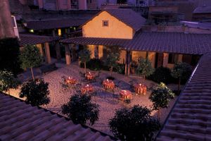 Alojamiento - Hotel Santa Maria