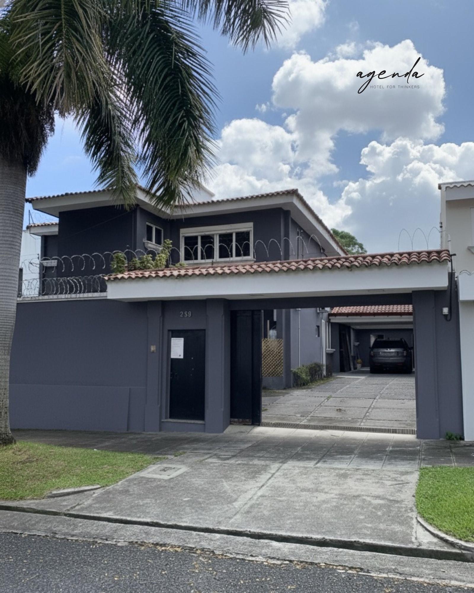 Vista Exterior Agenda Hotel