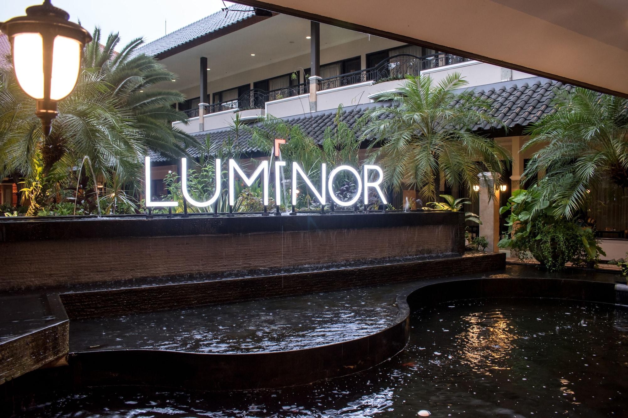 Vista Lobby Luminor Hotel Jember by WH