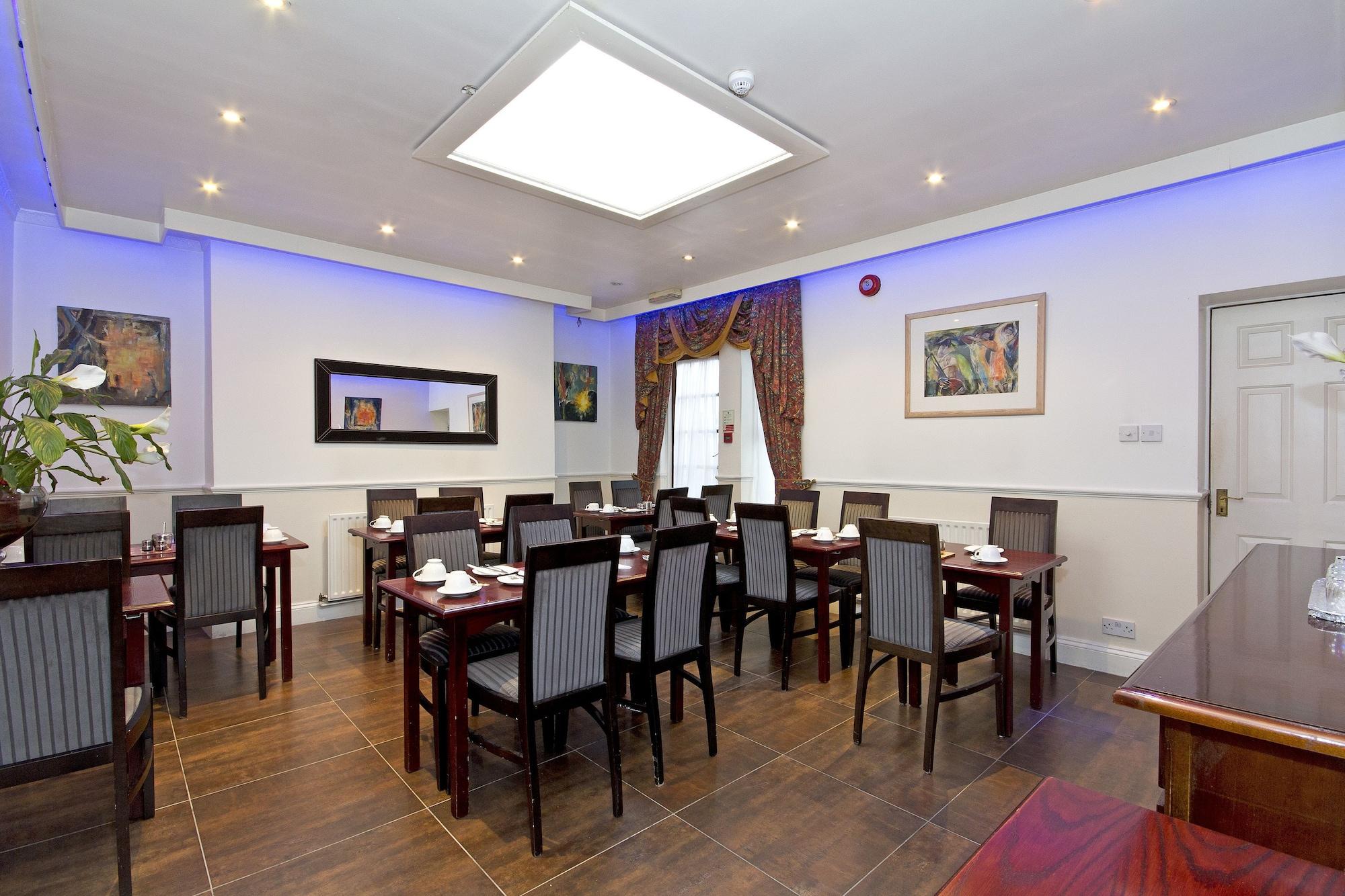 Restaurant Kingsway Park Hotel at Park Avenue