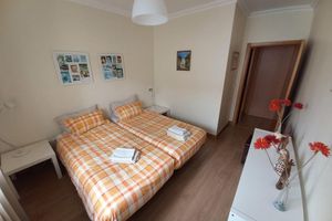 Alquiler Vacacional - Townhouse with private garden and barbeque – excellent to welcome up to 4 adults