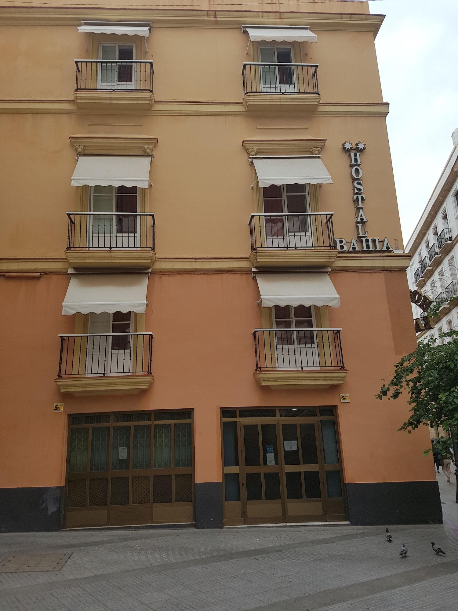 Vista Exterior Hostal Bahía