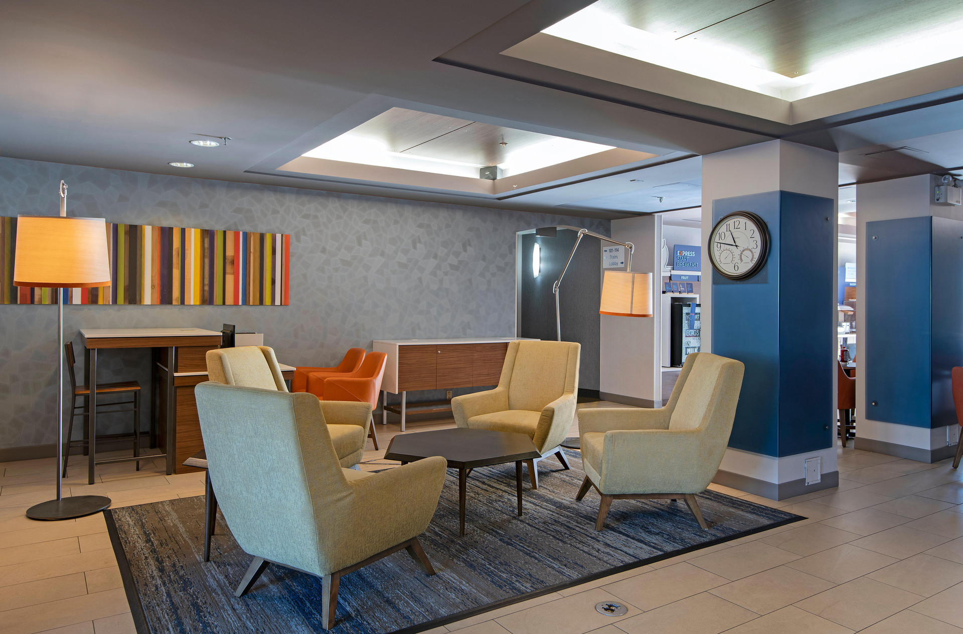 Vista Lobby Holiday Inn Express Kamloops by IHG