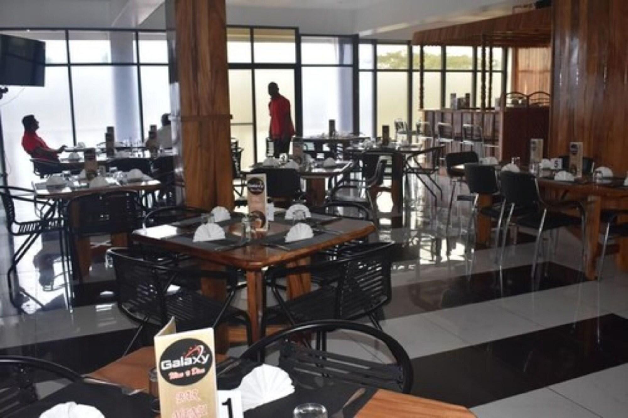 Restaurant Galaxy Hotels & Apartments